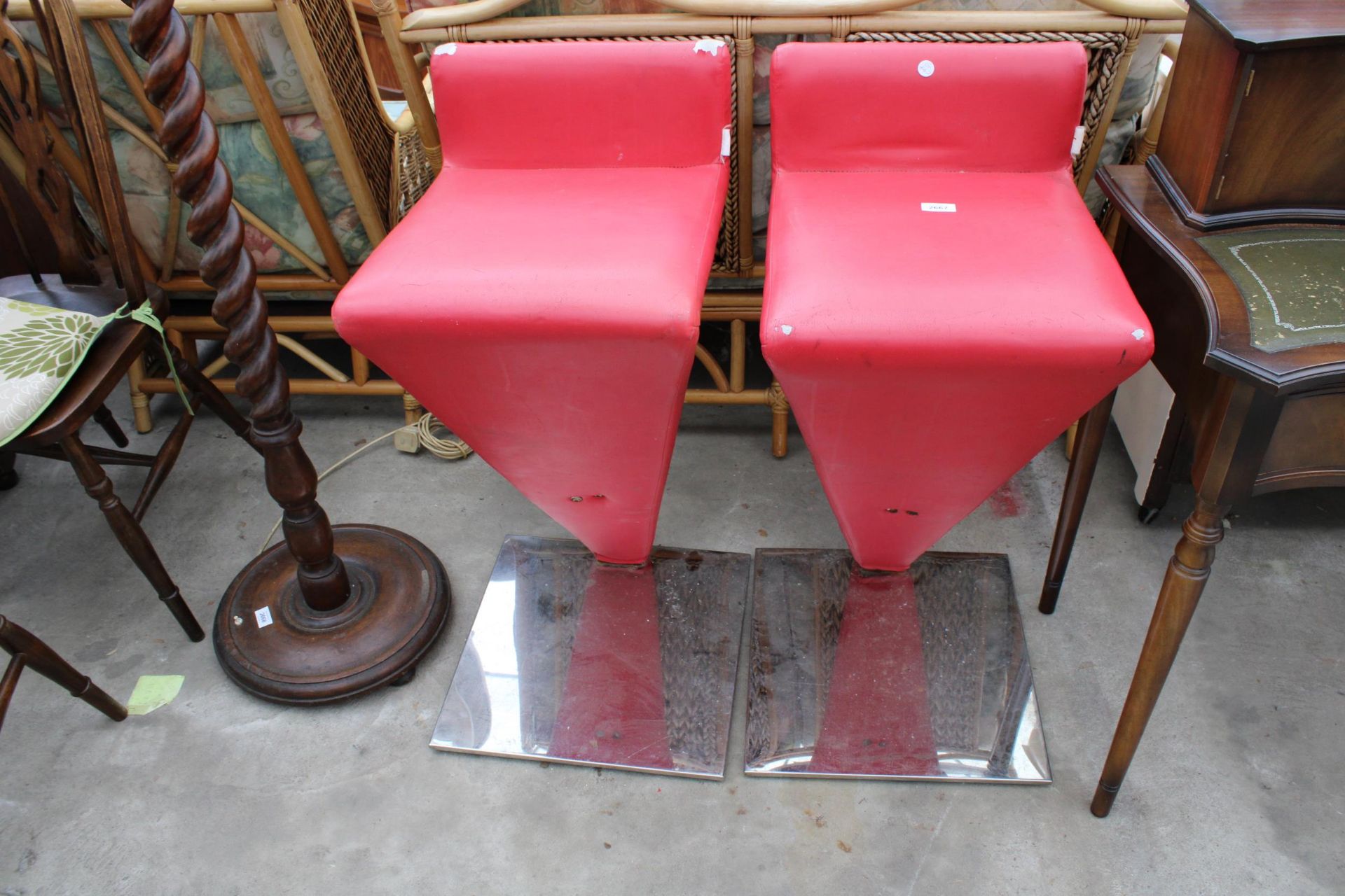 A PAIR OF RETRO Z SHAPED BREAKFAST BAR STOOLS ON A POLISHED CHROME BASE