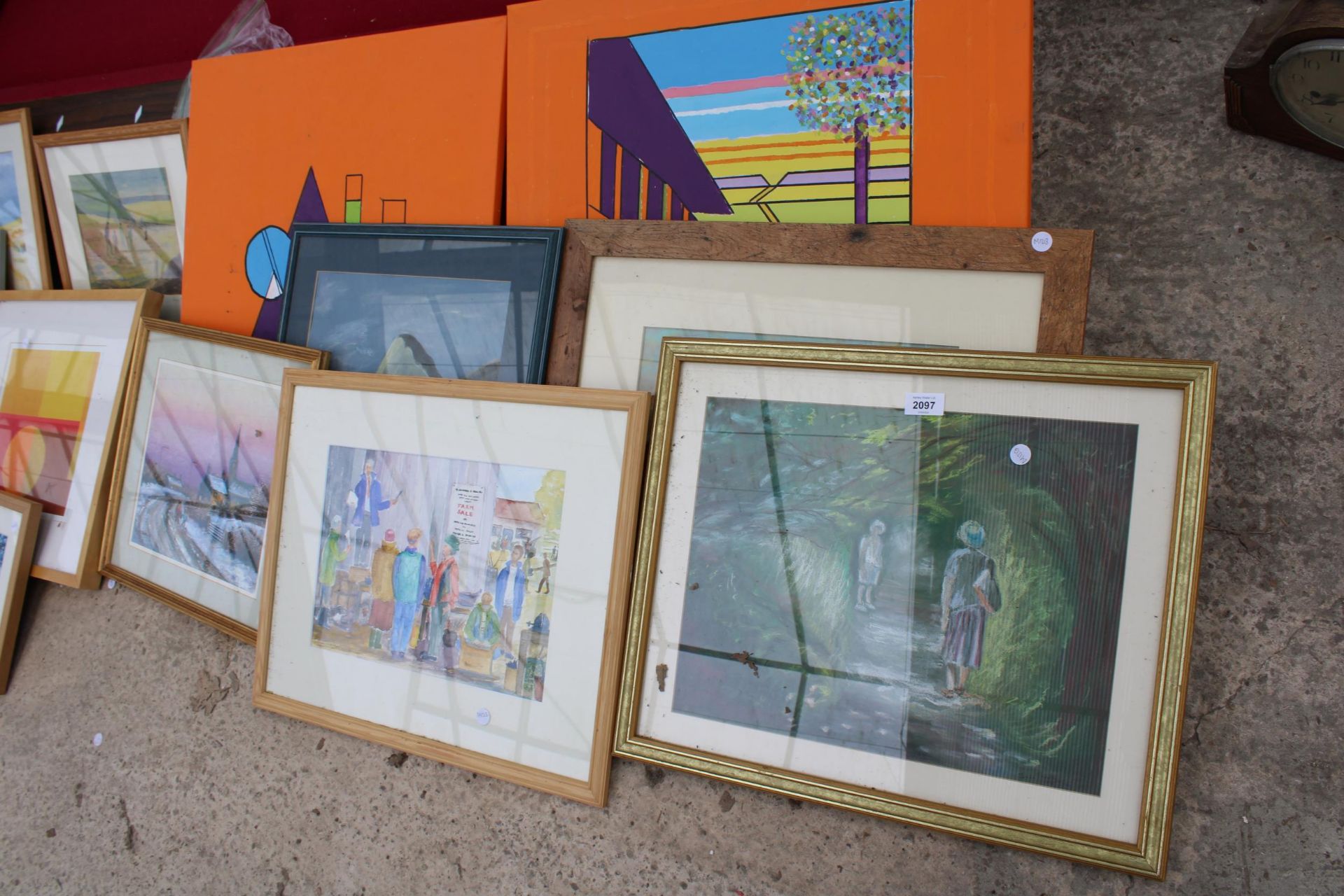 A LARGE ASSORTMENT OF FRAMED AND UNFRAMED PICTURES AND PRINTS - Bild 2 aus 8