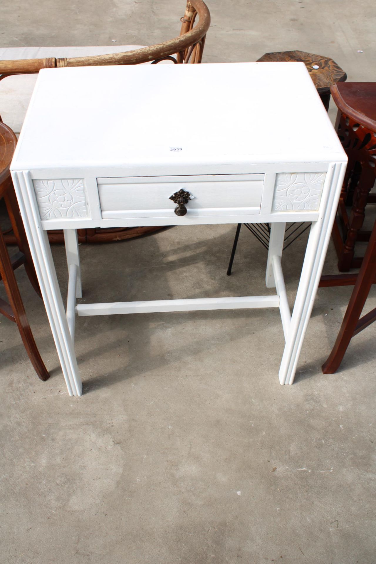 AN OAK WHITE PAINTED SIDE TABLE