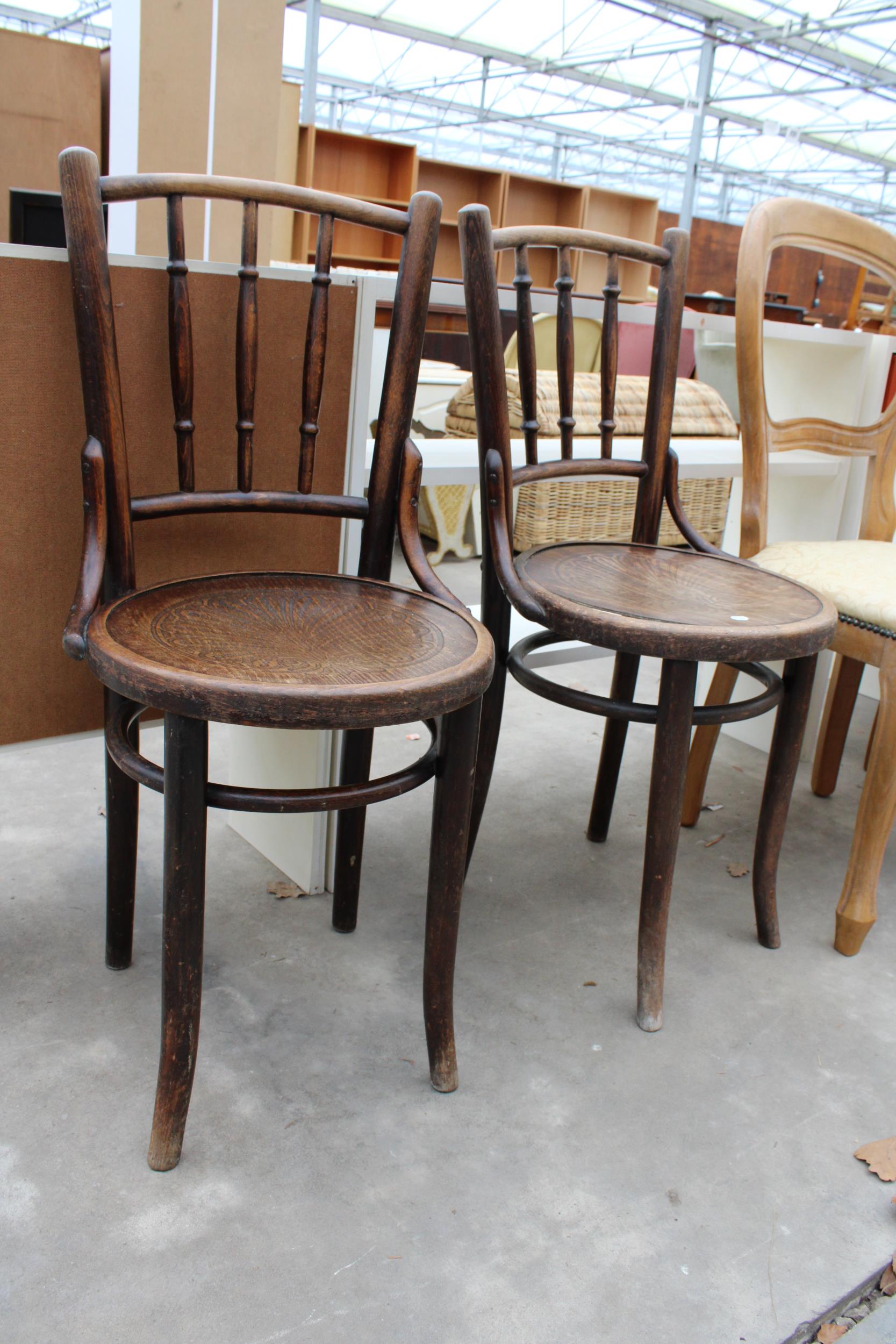 A PAIR OF MUNDAS AND KOHN BENTWOOD CHAIRS AND A PAIR OF VICTORIAN STYLE CHAIRS - Image 3 of 5