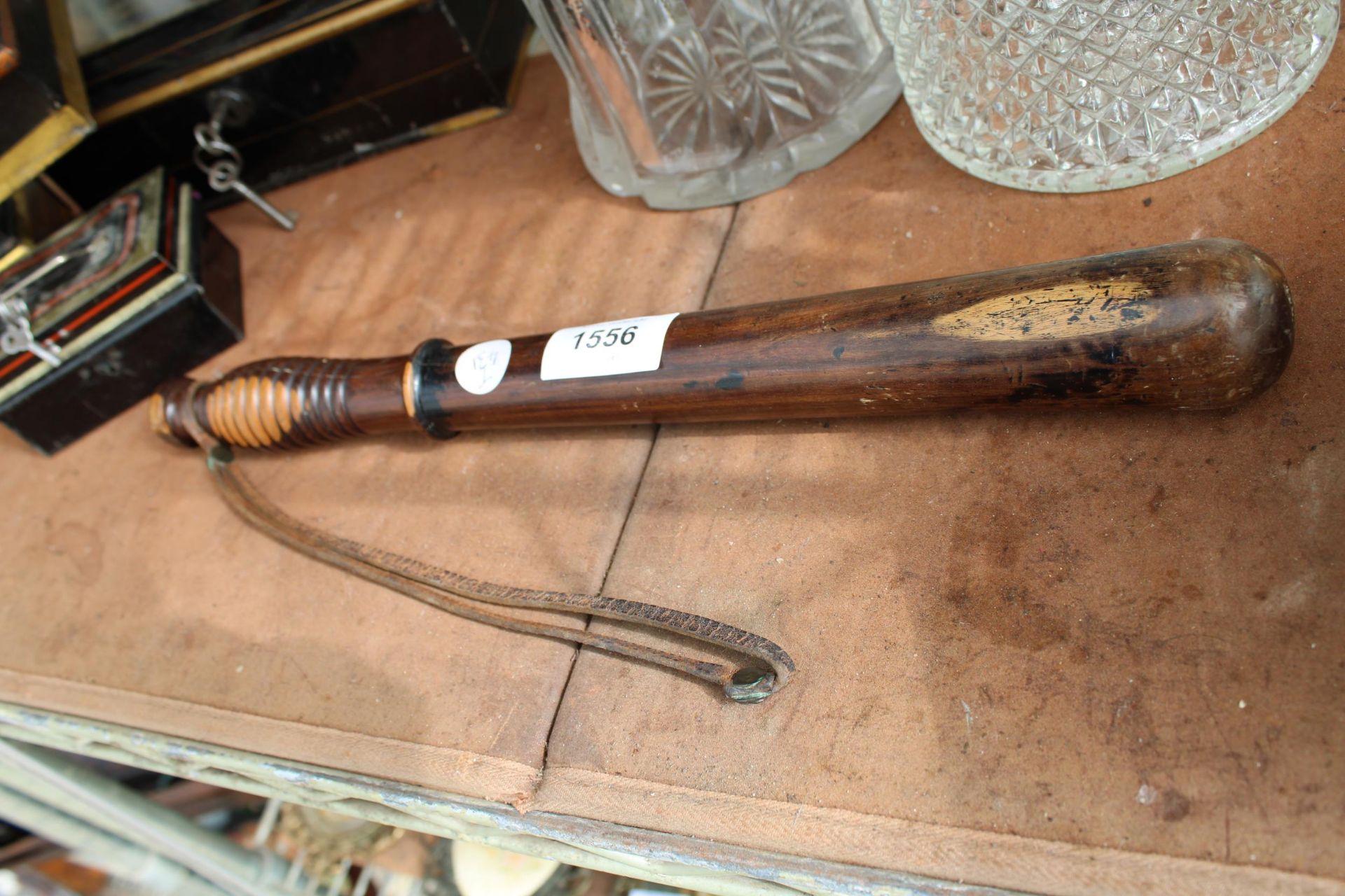 A VINTAGE WOODEN POLICE TRUNCHEON - Image 2 of 2
