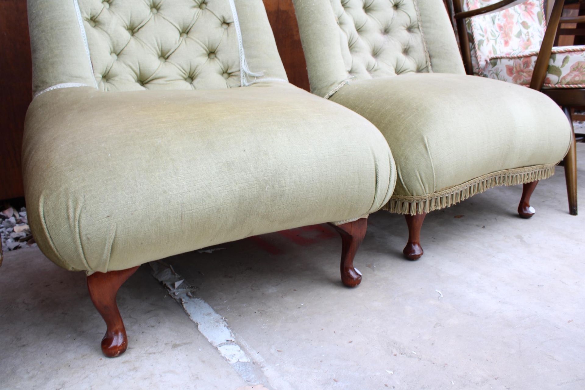 A PAIR OF HOOPED BUTTON BACK LOW UPHOLSTERED CHAIRS WITH FRONT CABRIOLE LEGS - Image 2 of 2