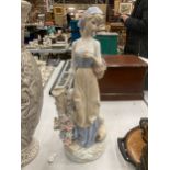 A LARGE CERAMIC FIGURE OF A LADY, HEIGHT APPROX 45CM