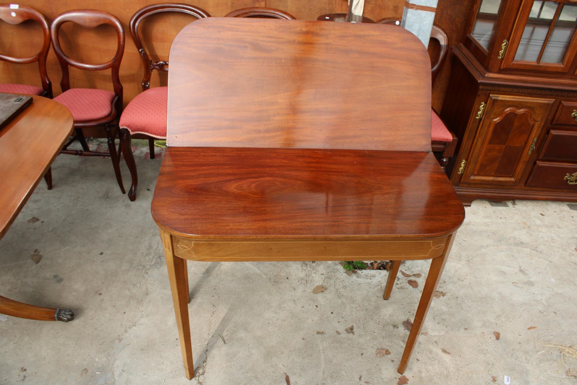 A 19TH CENTURY MAHOGANY AND INLAID FOLD OVER TEA TABLE - Image 4 of 4