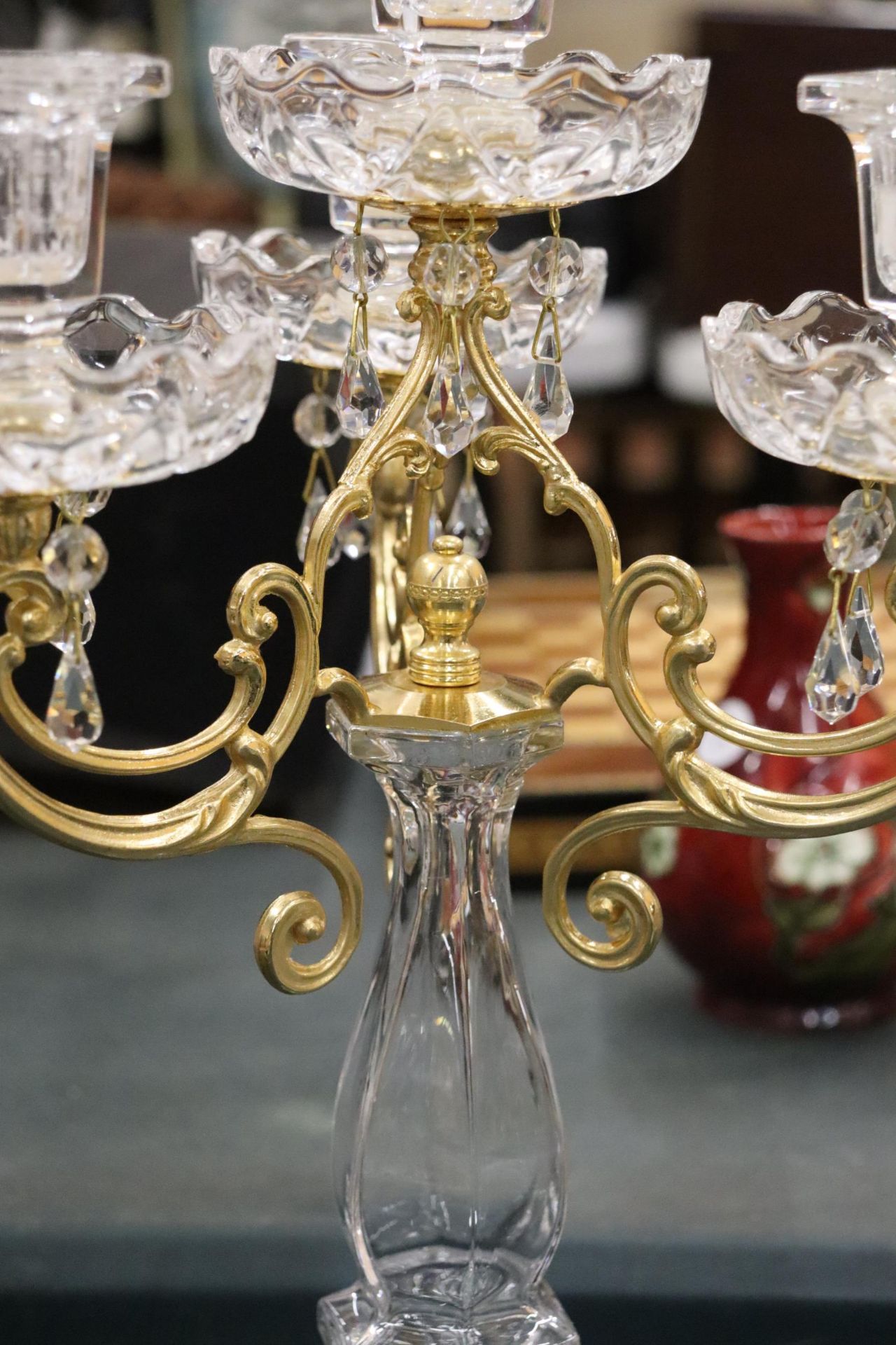 A CRYSTAL AND AND BRASS COLOURED CANDLEARBRA TOGETHER WITH TWO CRYSTAL DECANTERS AND CHRISTMAS - Image 6 of 7