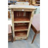 A MODERN HARDWOOD THREE TIER OPEN DISPLAY SHELF UNIT WITH DRAWER TO BASE