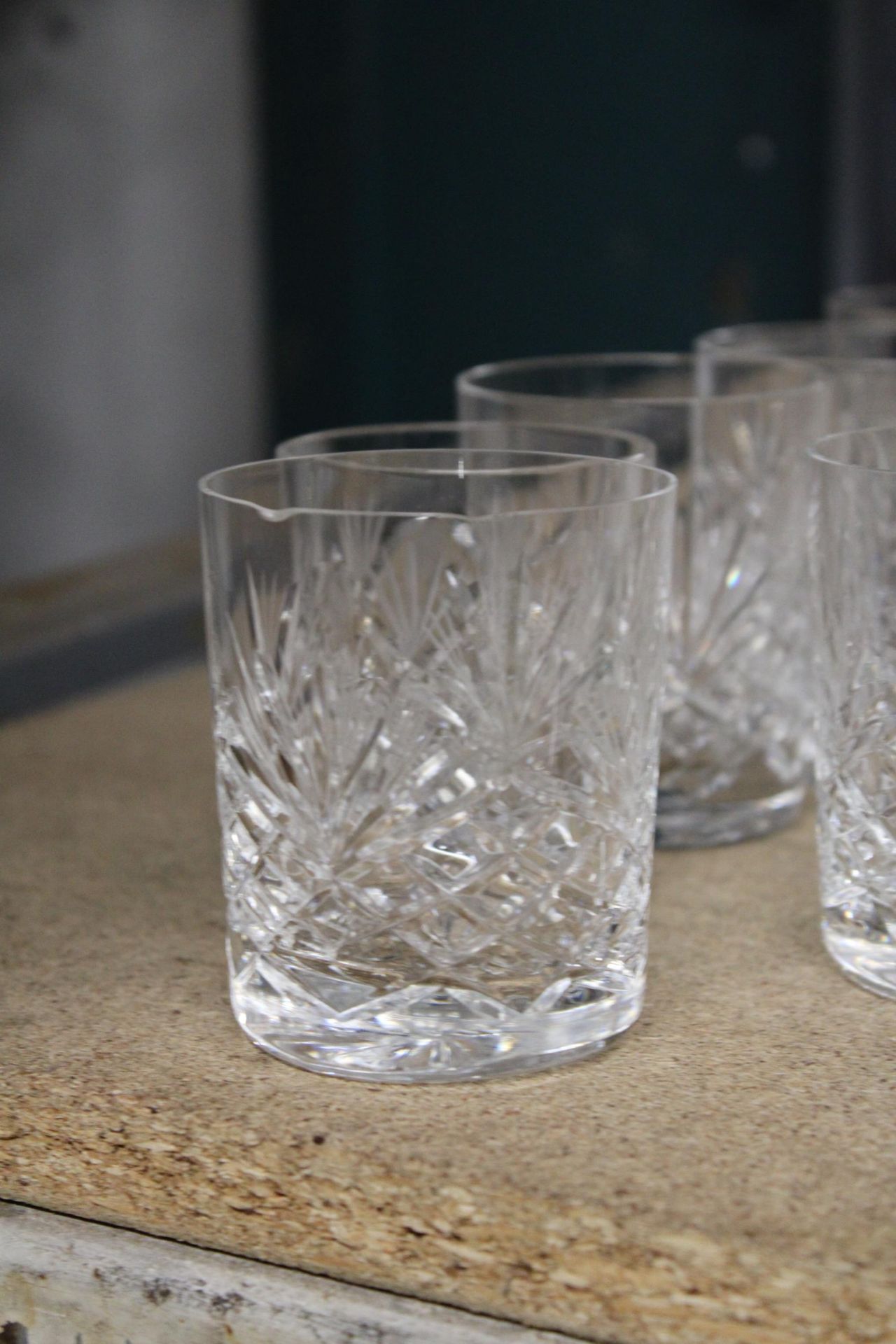 A QUANTITY OF WINE GLASSES WITH COLOURED STEMS AND CUT GLASS TUMBLERS - Image 4 of 5
