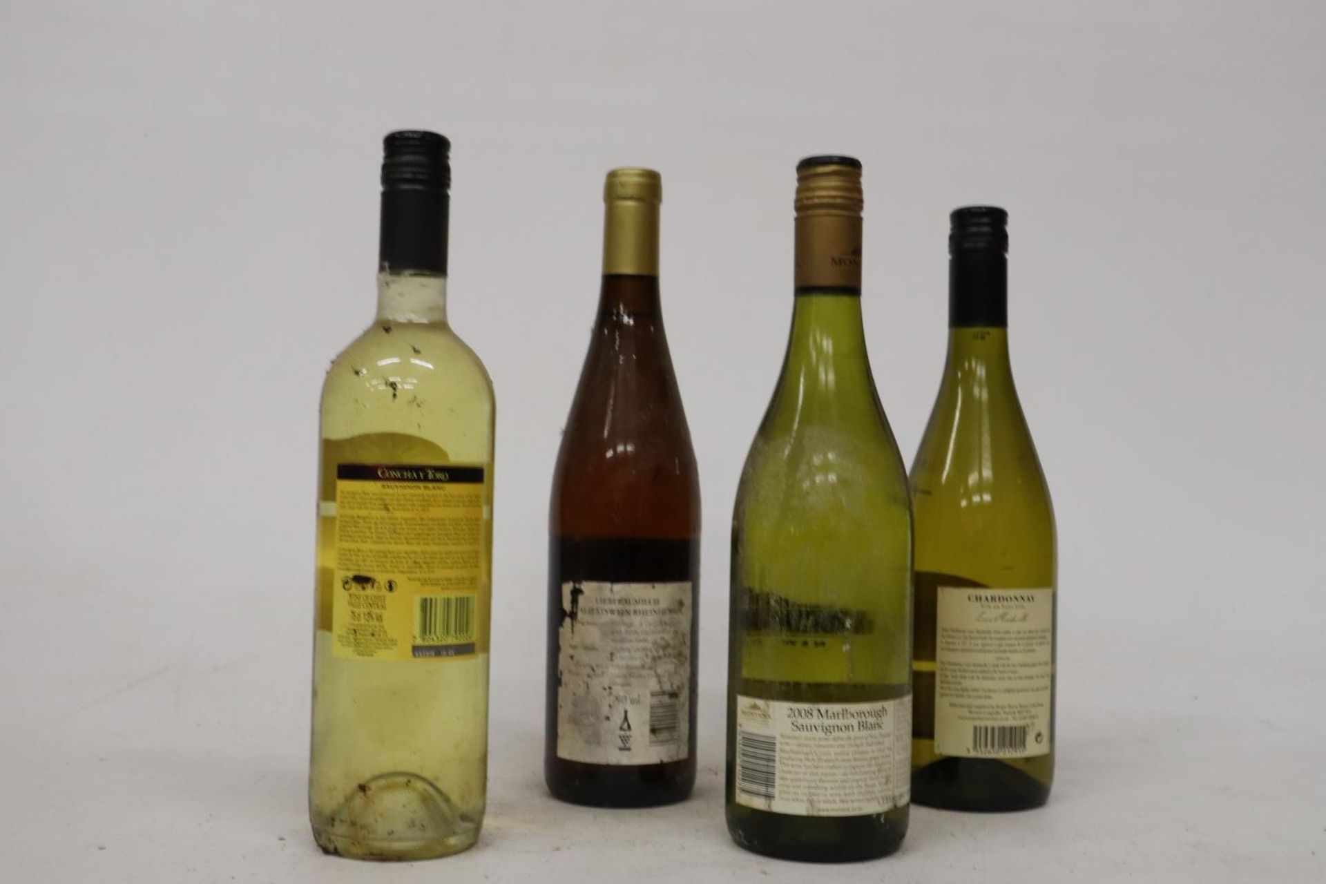 FOUR VARIOUS BOTTLES OF WHITE WINE - Bild 6 aus 6