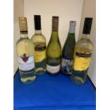 FIVE BOTTLES OF WINE TO INCLUDE MONTANA SAUVINGNON BLANC, PINOT GRIGIO ETC