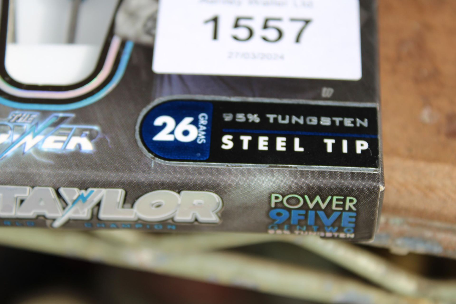 A SET OF BRAND NEW AND BOXED PHIL TAYLOR POWER-9FIVE GENERATION TWO POWER SHAFT 26G 95% TUNGSTEN - Image 2 of 4