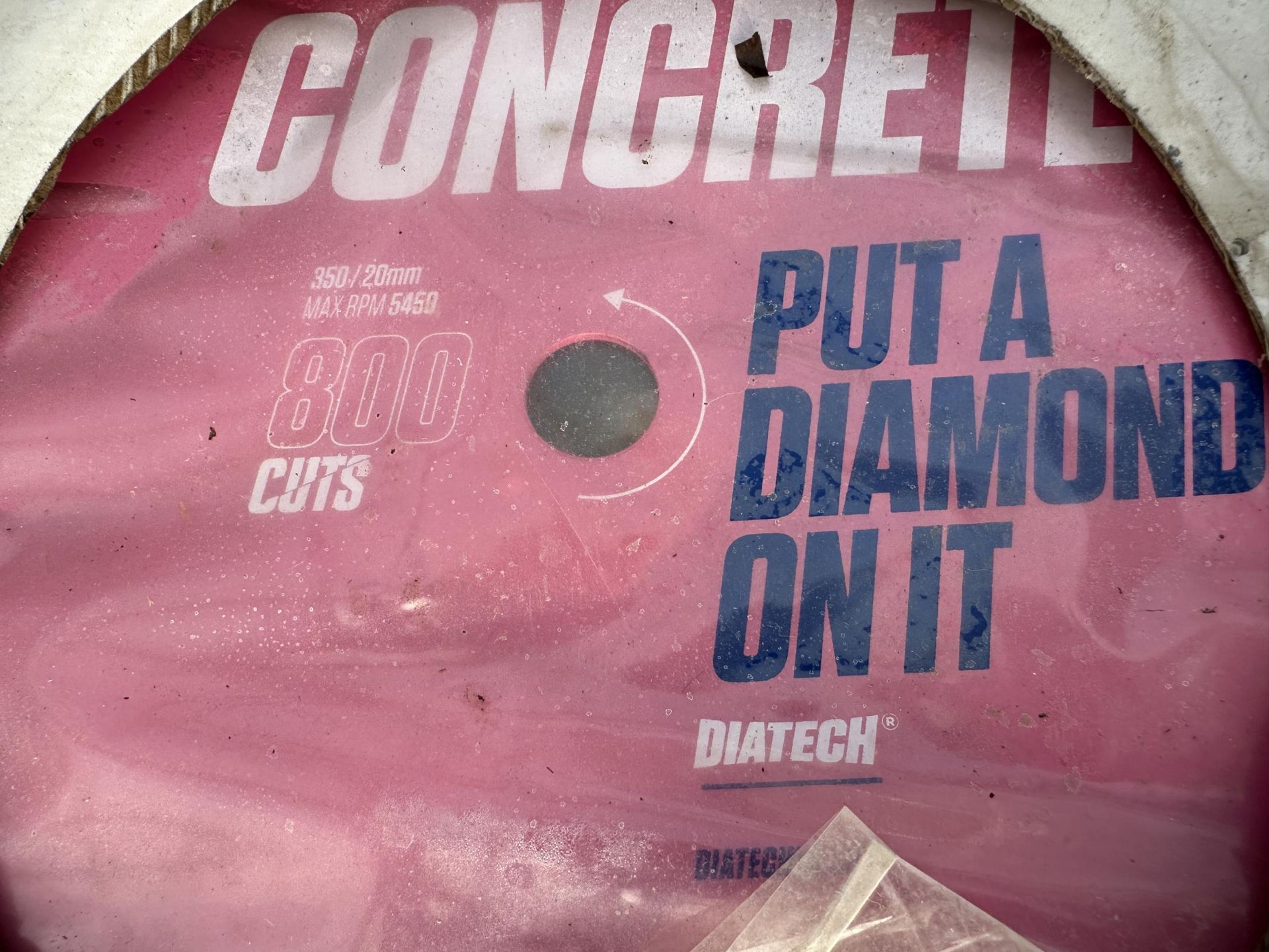SIX CONCRETE DIAMOND CUTTING DISCS - Image 2 of 2