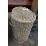 A WICKER LOG/LINEN BASKET 18" DIAMETER