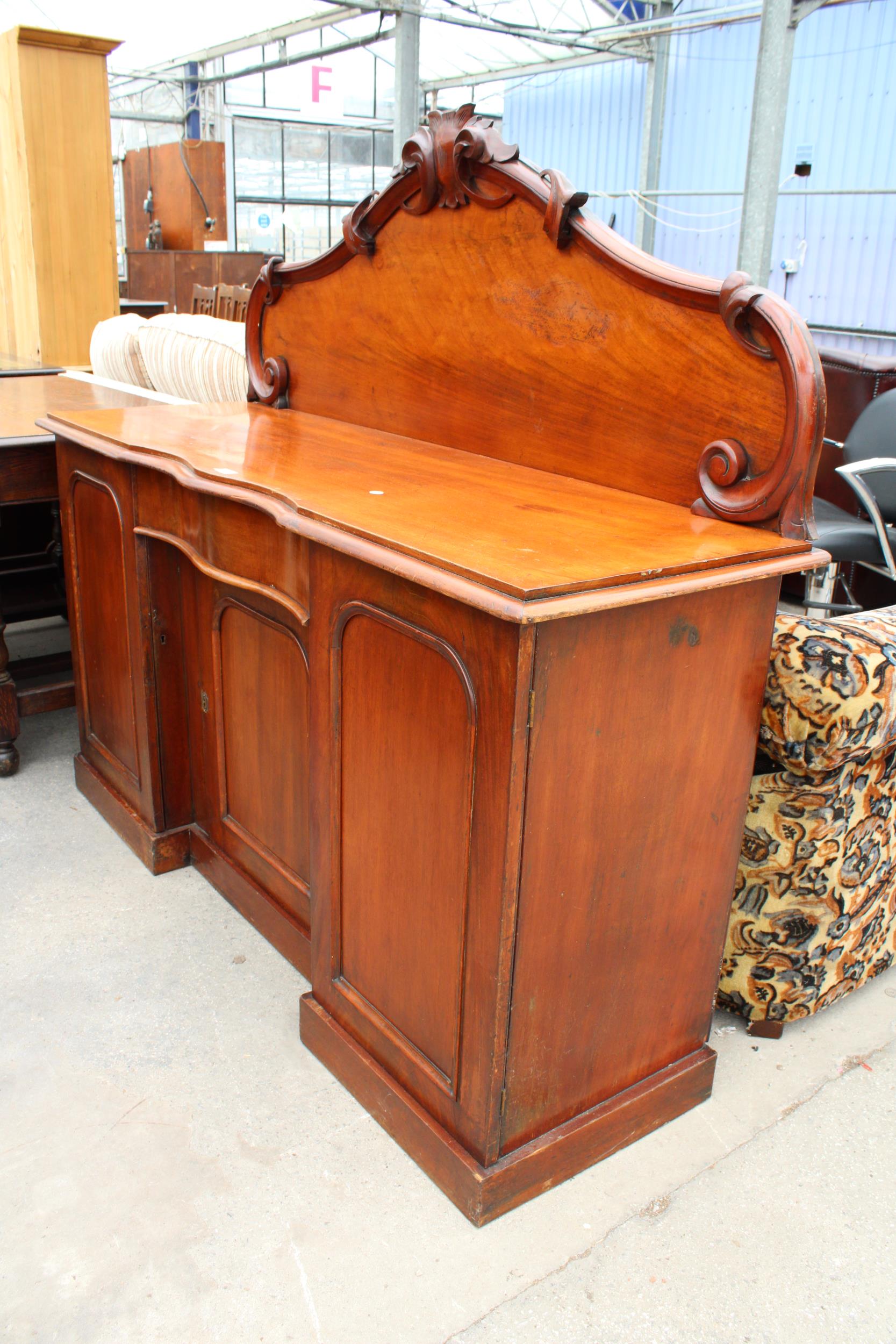 A VICTORIAN MAHOGANY THREE DOOR CHIFFONIER 60" WIDE - Image 2 of 5