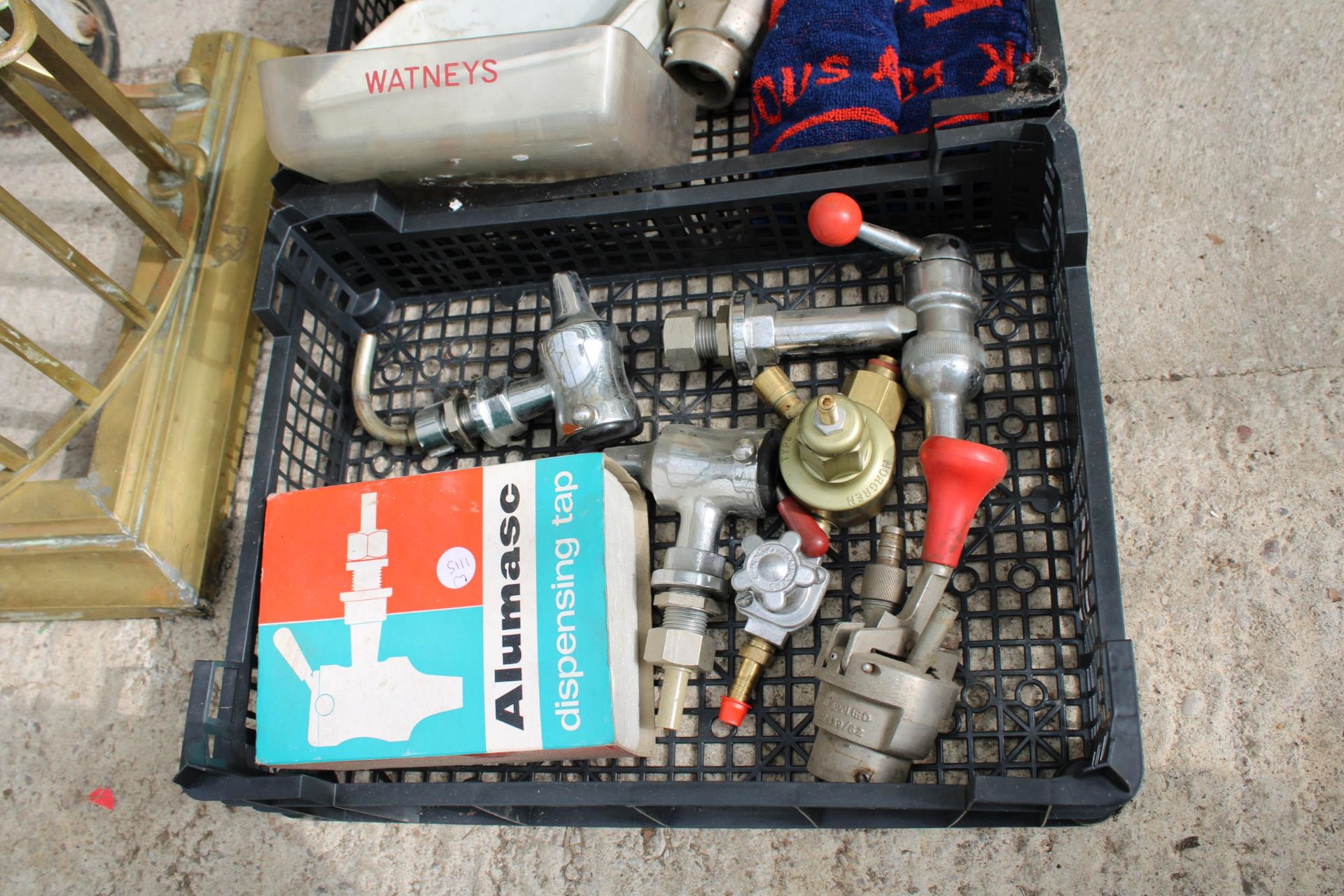 A VINTAGE WATNEYS BEER PUMP COMPLETE WITH A LARGE AMOUNT OF ACCESSORIES TO INCLUDE GLASSES, MATS AND - Image 4 of 8
