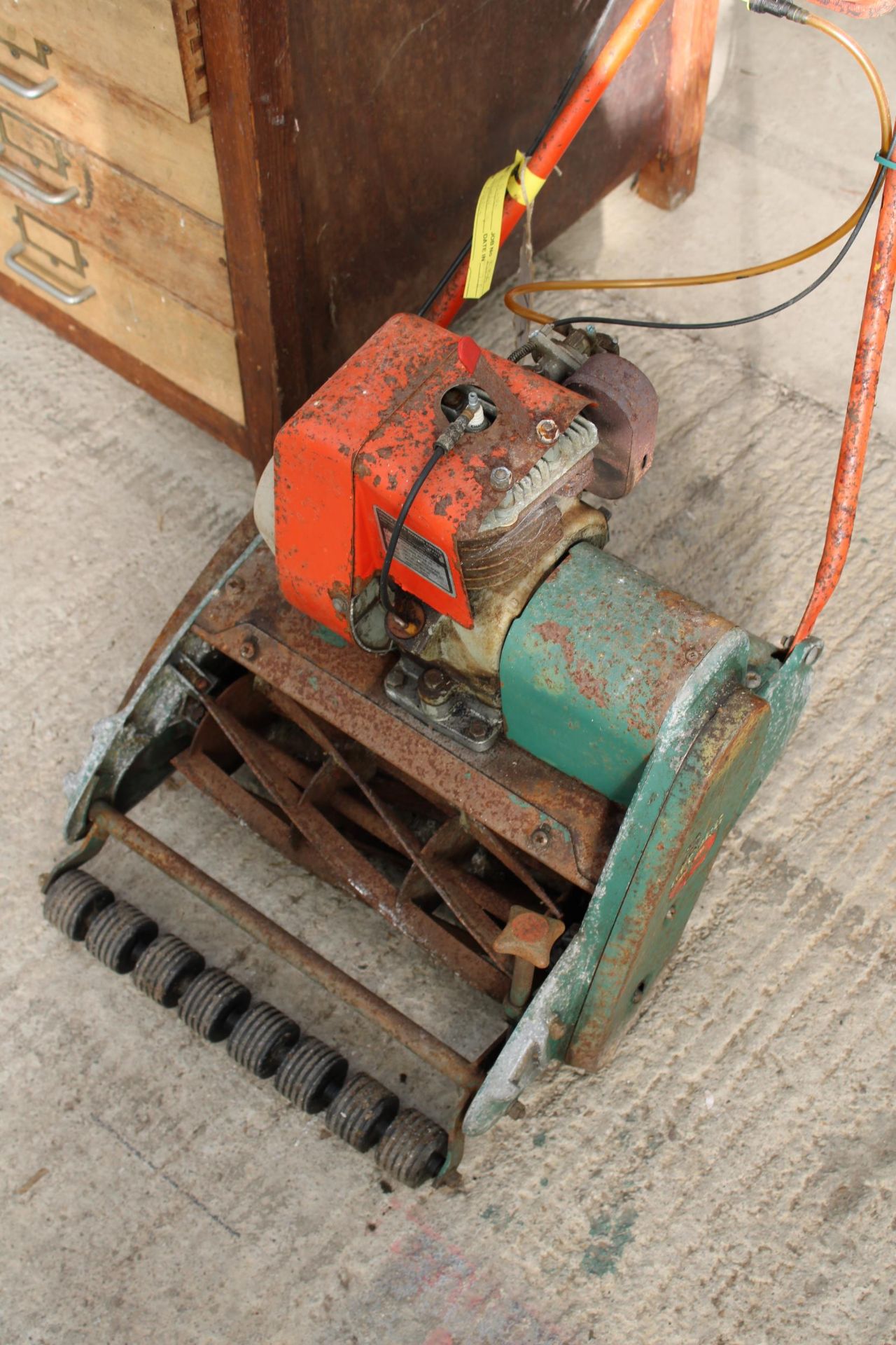 A VINTAGE PETROL ENGINE SUFFOLK CYLINDER MOWER - Image 2 of 3