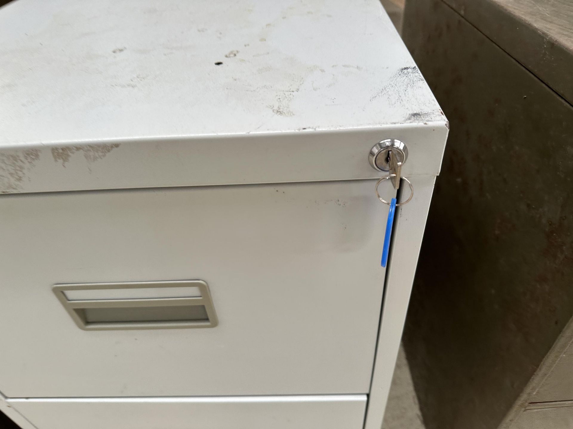 FOUR VARIOUS TWO DRAWER FILING CABINETS - Image 3 of 4