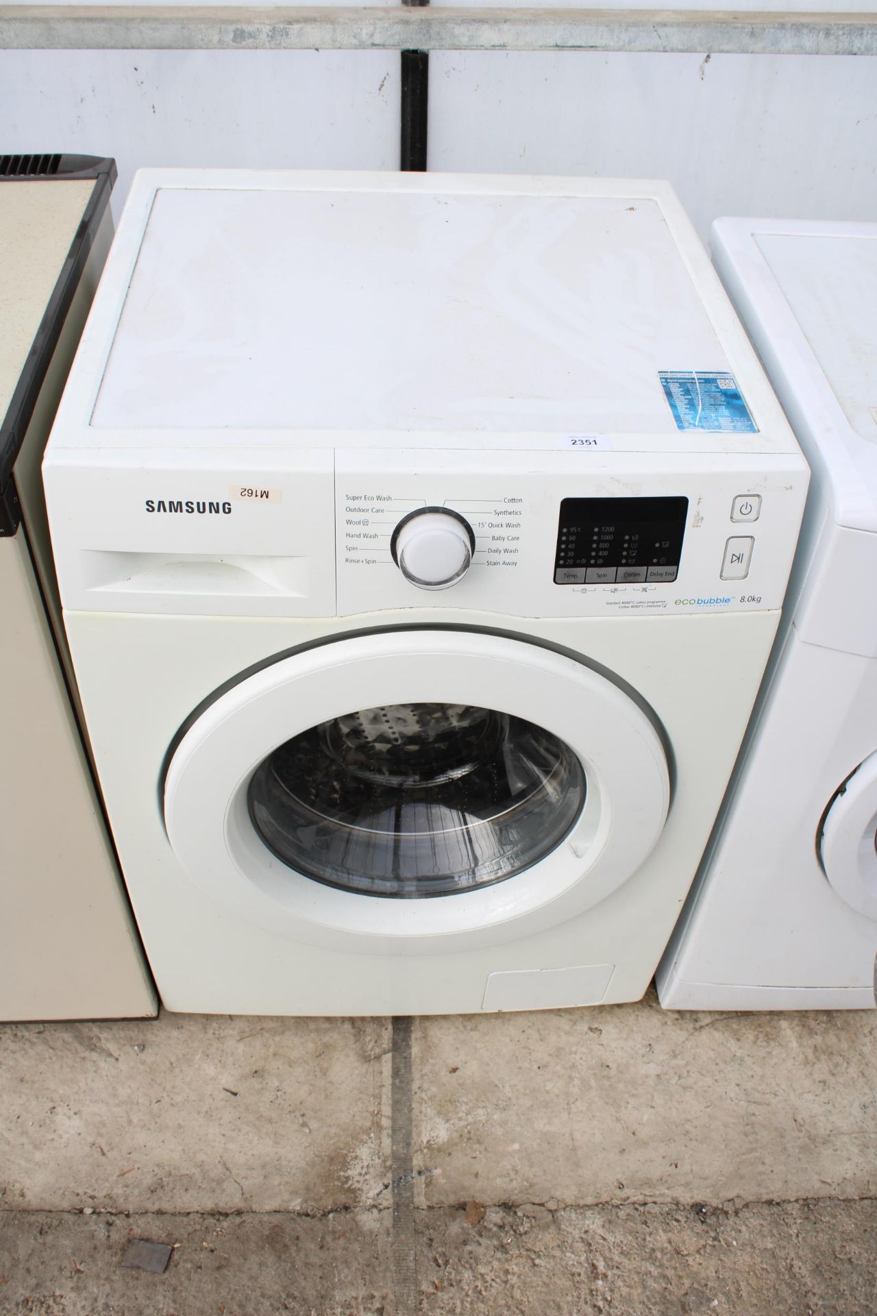 A WHITE SAMSUNG 8KG WASHING MACHINE