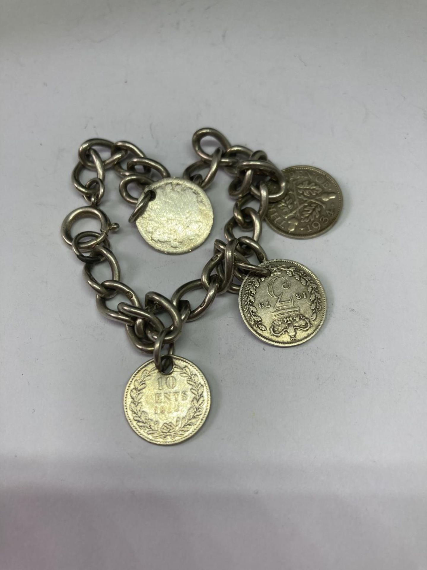 A SILVER COIN CHARM BRACELET - Image 3 of 3