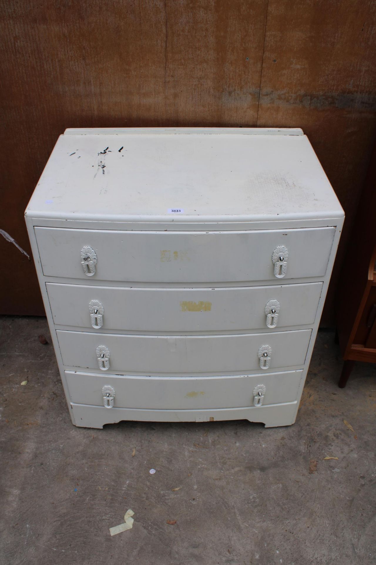 A MID 20TH CENTURY PAINTED CHEST OF FOUR DRAWERS 30" WIDE