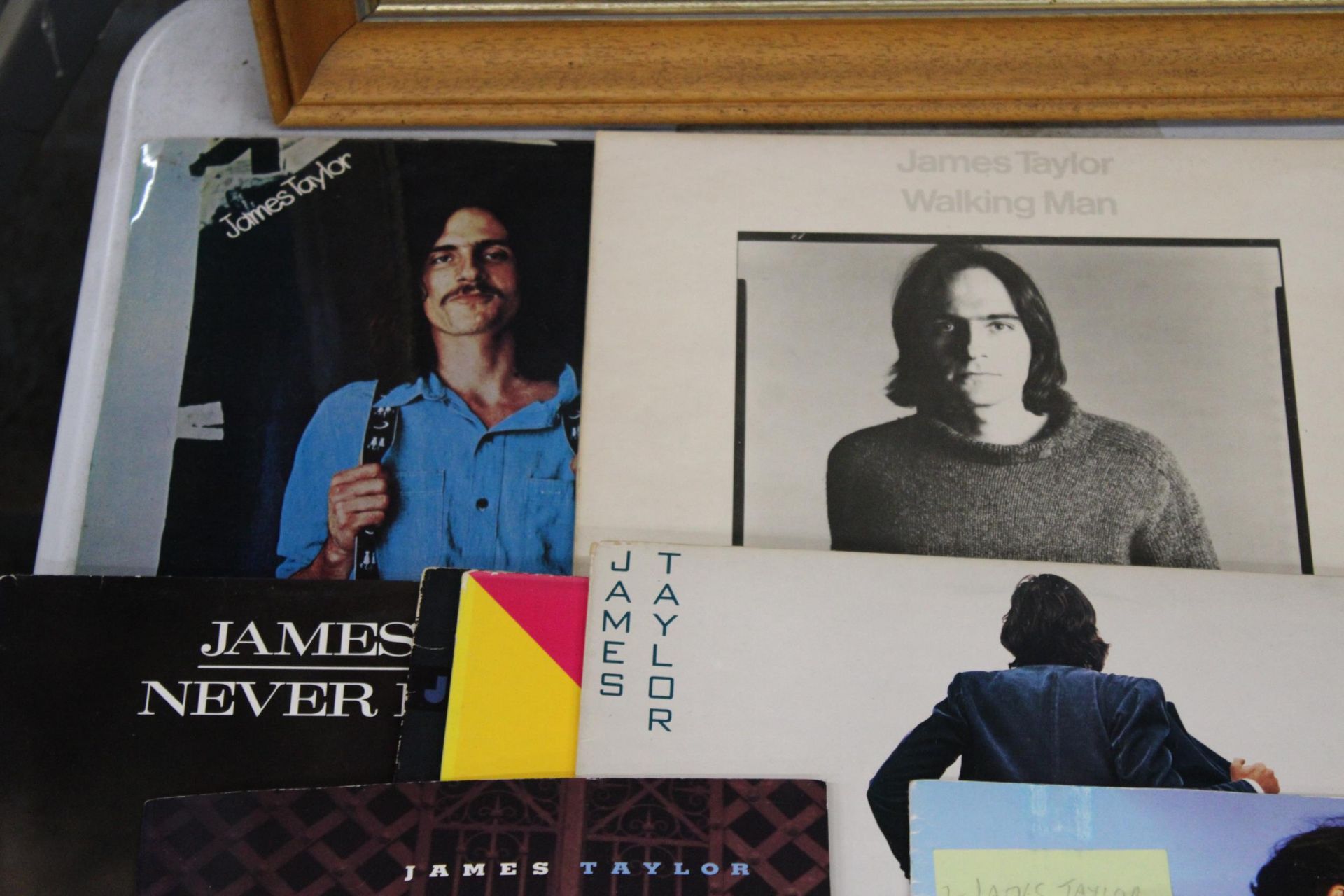SEVEN JAMES TAYLOR LP RECORD PLUS TWO JAMES TAYLOR PROGRAMMES, ONE SIGNED - Image 3 of 5