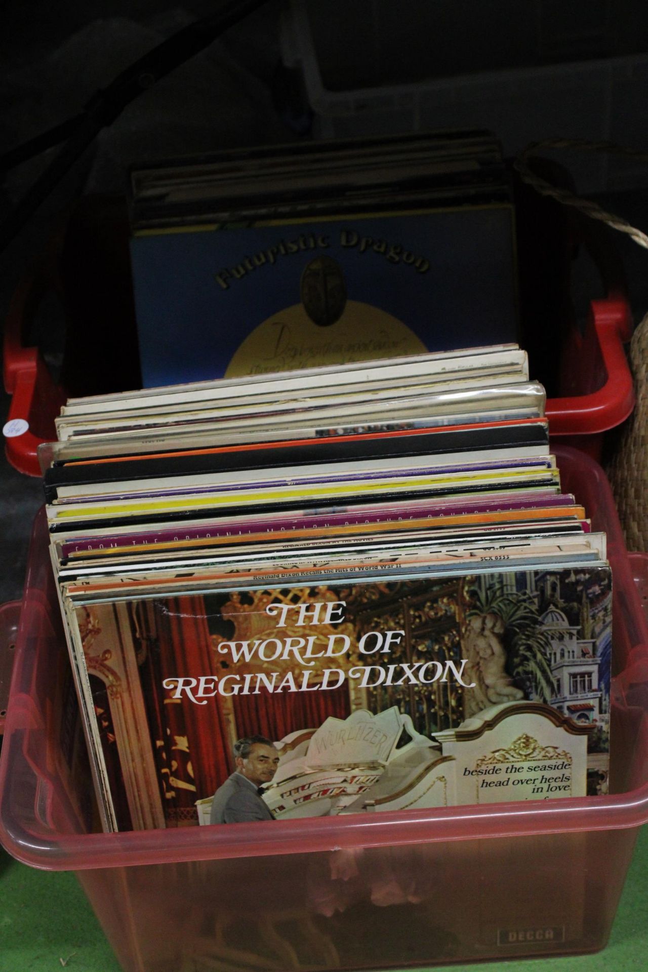 A QUANTITY OF VINYLS TO INCLUDE REGINALD DIXON, RAY CONNIFF AND THE PARTRIDGE FAMILY