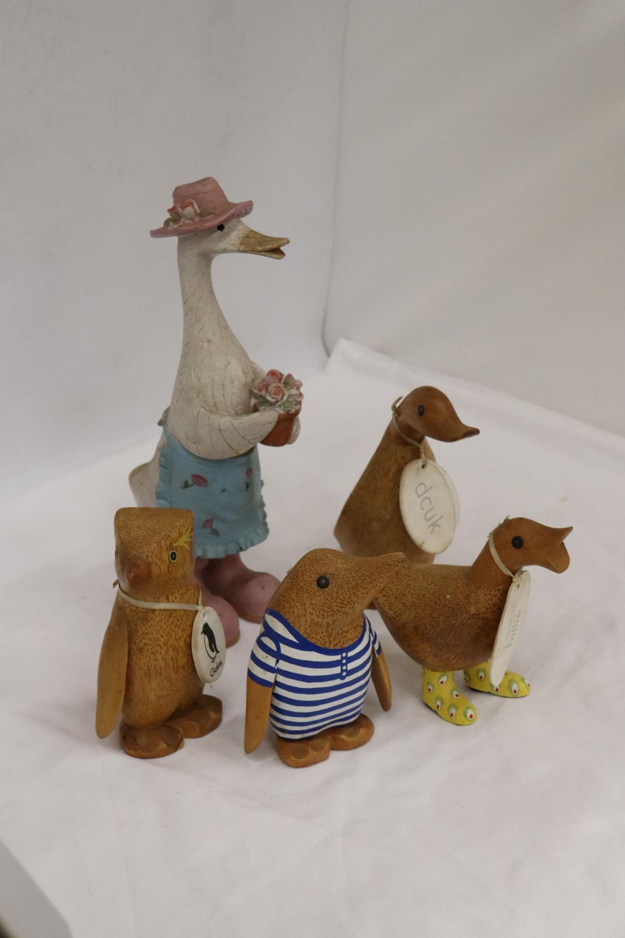 FIVE WOODEN DCUK'S TO INCLUDE GUINS PENGUIN, BILLIE, NAOMI, ETC., - Image 9 of 10