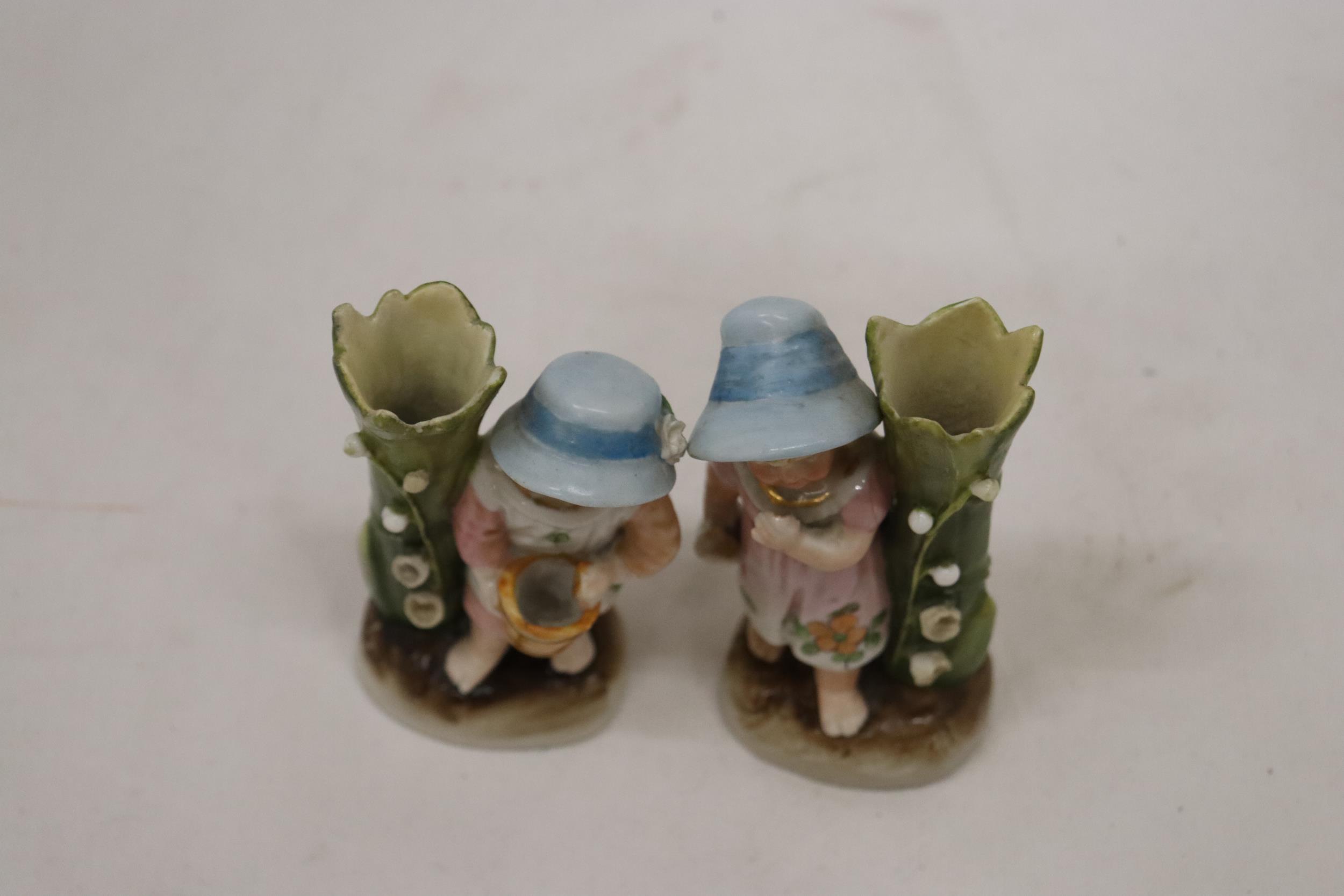 TWO VINTAGE GERMAN FAIRINGS TO INCLUDE A GIRL WITH JUG VASE AND A GIRL WITH BASKET VASE GOOD COLOURS - Image 8 of 8