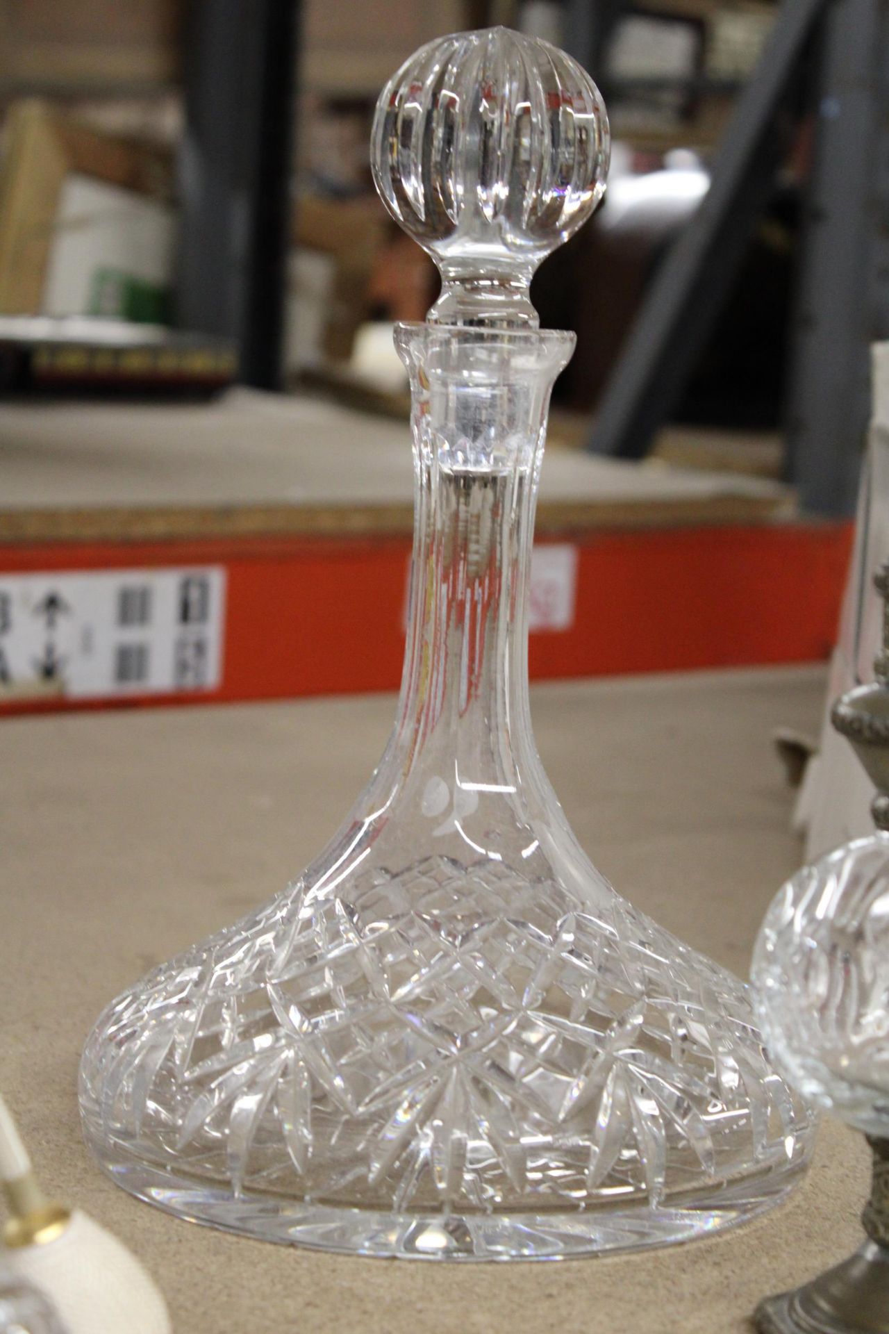 A CUT GLASS SHIPS DECANTER AND A MOROCCAN SCENT BOTTLE - Image 3 of 4