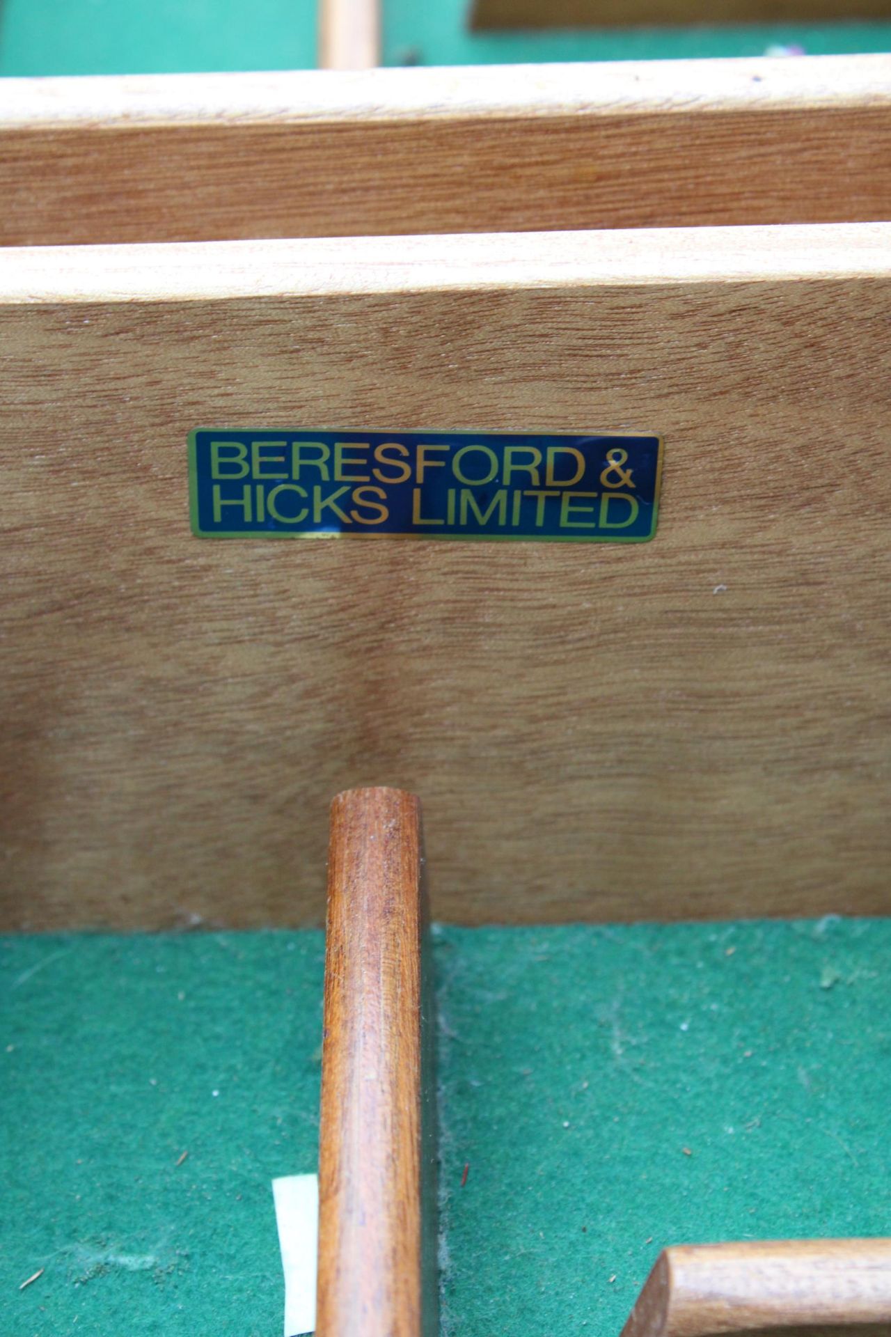 A BERESFORD AND HICKS LTD YEW WOOS TWO DOOR BOOKCASE ON BASE 36" WIDE - Image 5 of 5