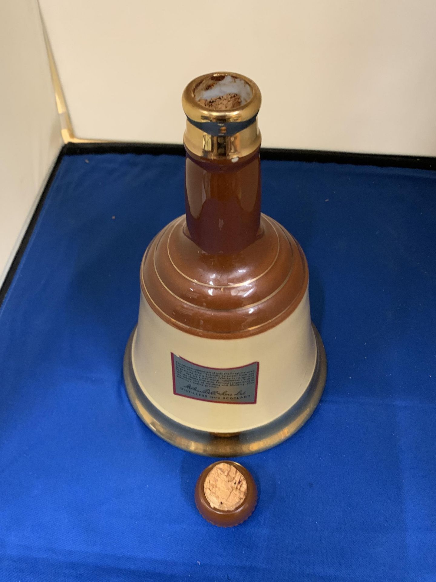 A BELLS CERAMIC BELL OF BLENDED SCOTCH WHISKY (CORK A/F) - Image 4 of 4