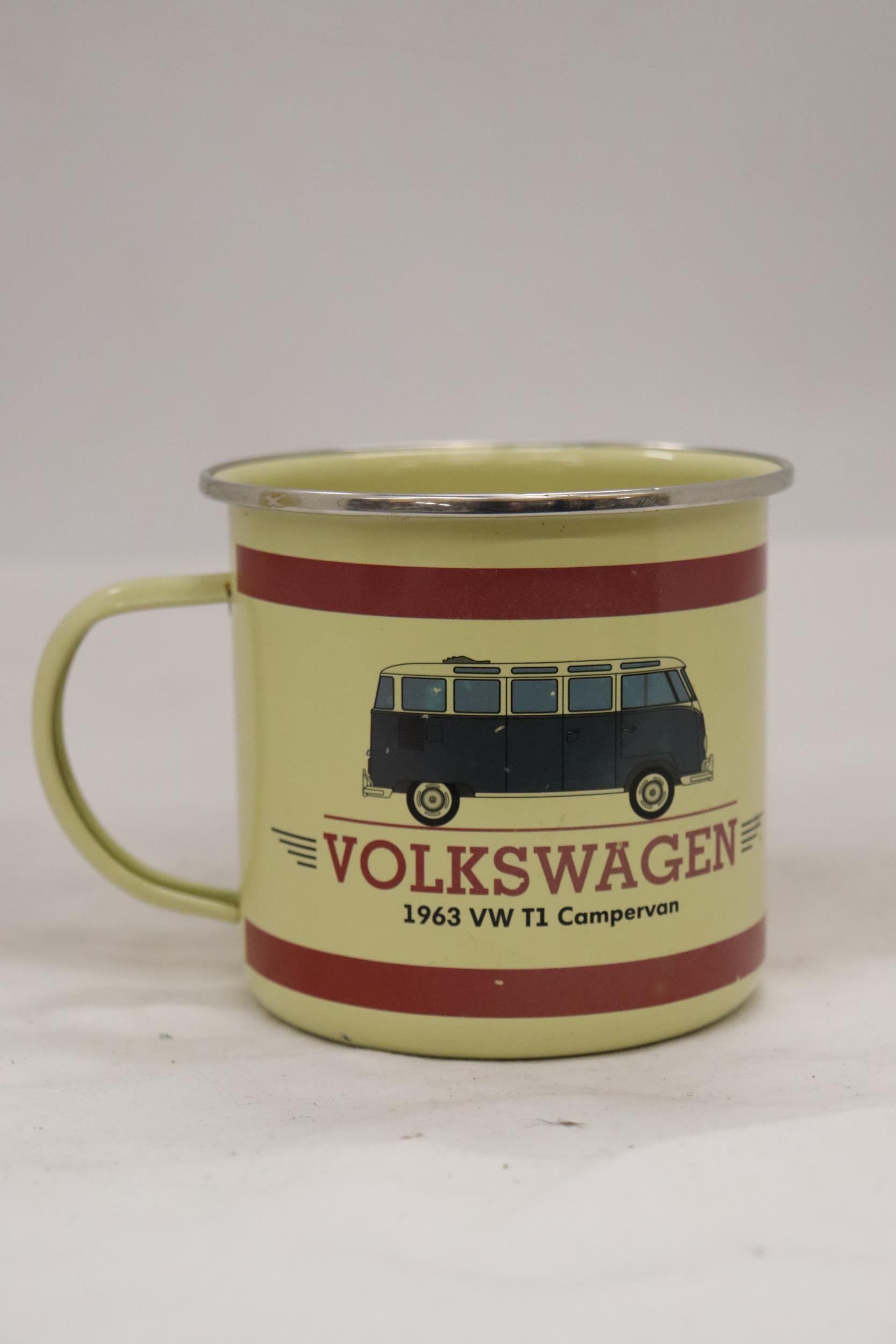 A 1963 VOLKSWAGEN ENAMEL METAL MUG - Image 3 of 5