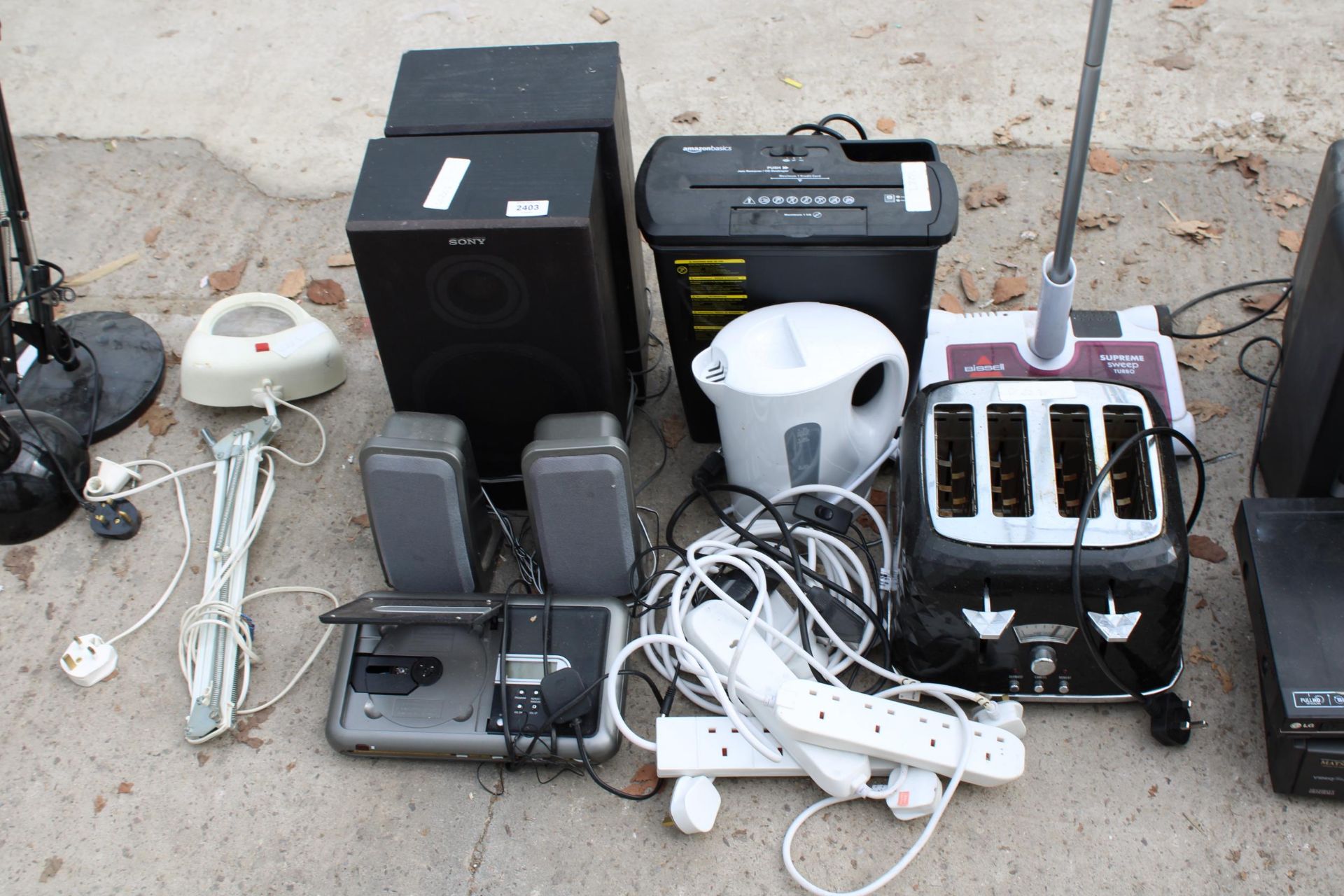 VARIOUS ITEMS TO INCLUDE A FOUR SLICE TOASTER, KETTLE, EXTENSION CABLES, SONY SPEAKERS ETC - Image 2 of 3