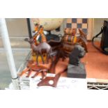 AN ASSORTMENT OF TREEN ITEMS TO INCLUDE CAMELS, DONKEYS AND GIRAFFES ETC