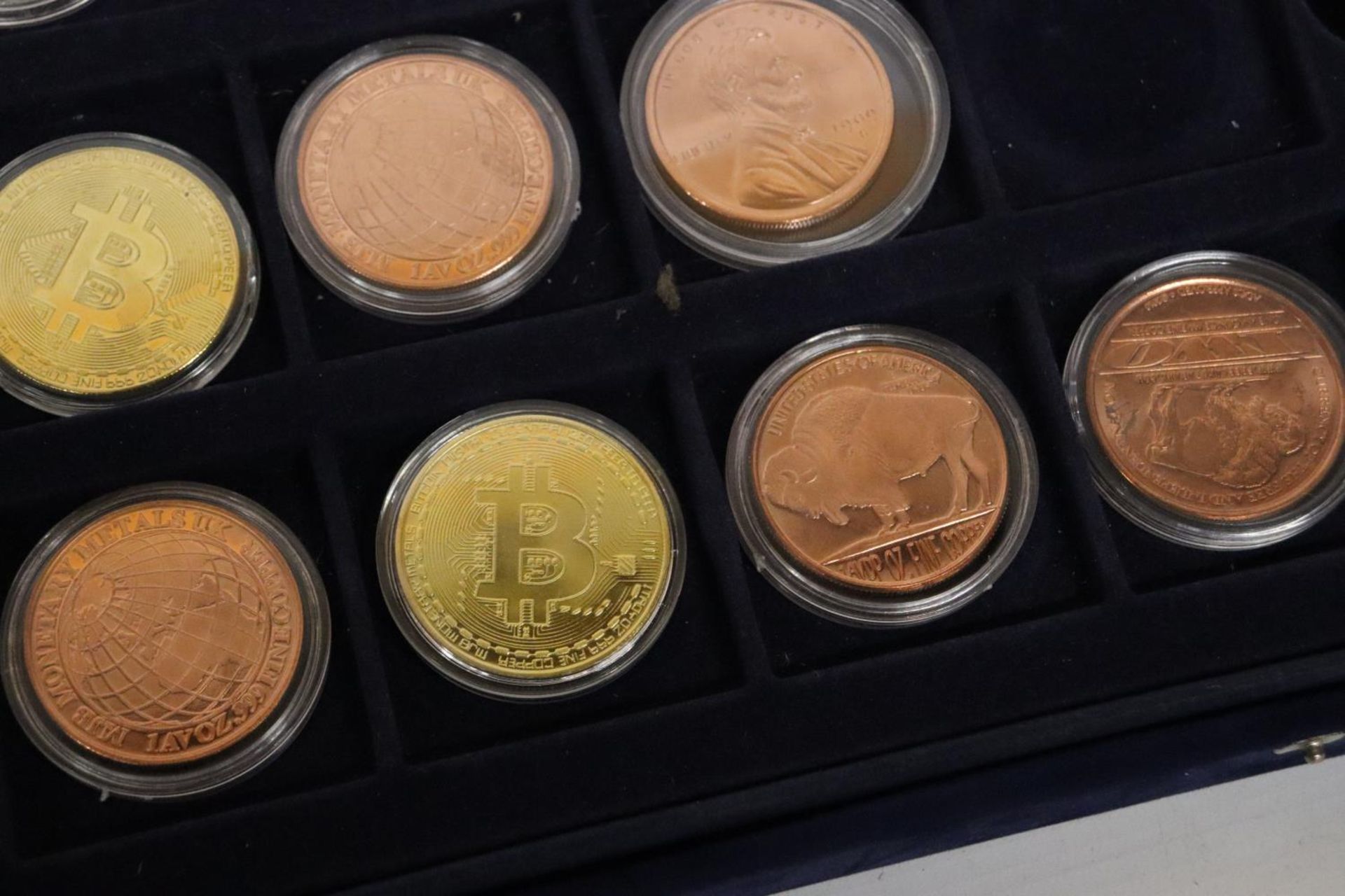 A CASE CONTAINING 11 USA LARGE COPPER COINS, EACH ENCAPSULATED - Image 5 of 6