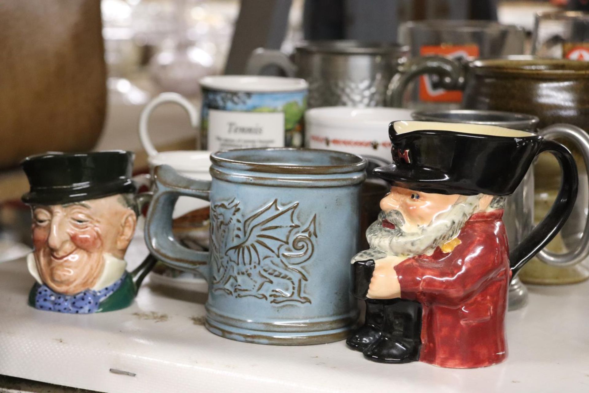 A QUANTITY OF ITEMS TO INCLUDE TANKARDS, TOBY JUGS, MUGS, STUDIO POTTERY, ETC - Image 2 of 5