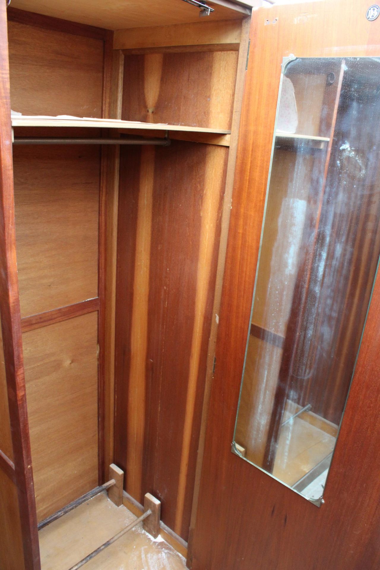 A MID 20TH CENTURY D.B.S. FURNITURE WALNUT TWO DOOR WARDROBE, DRESSING TABLE, 4'6" BEDHEAD AND FOOT, - Image 4 of 7