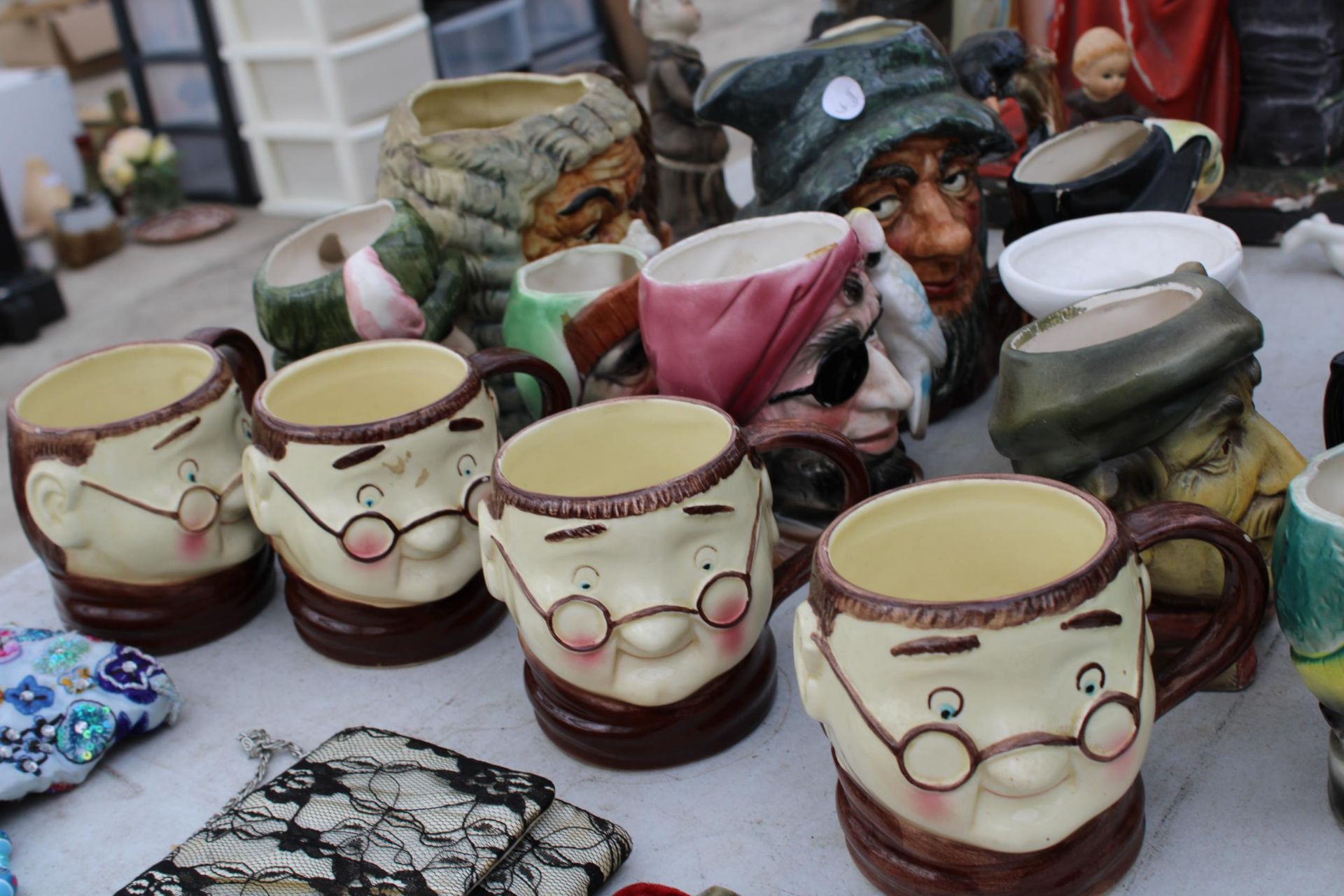 AN ASSORTMENT OF VARIOUS CERAMIC CHARACTER JUGS - Image 2 of 4