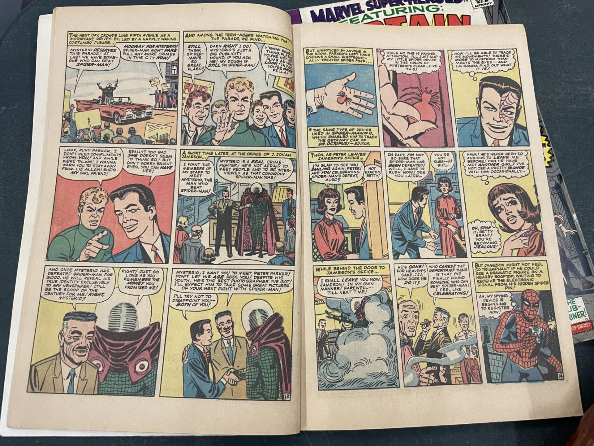 TWO VINTAGE CAPTAIN MARVEL COMICS TO INCLUDE A MARVEL TALES - Image 5 of 5