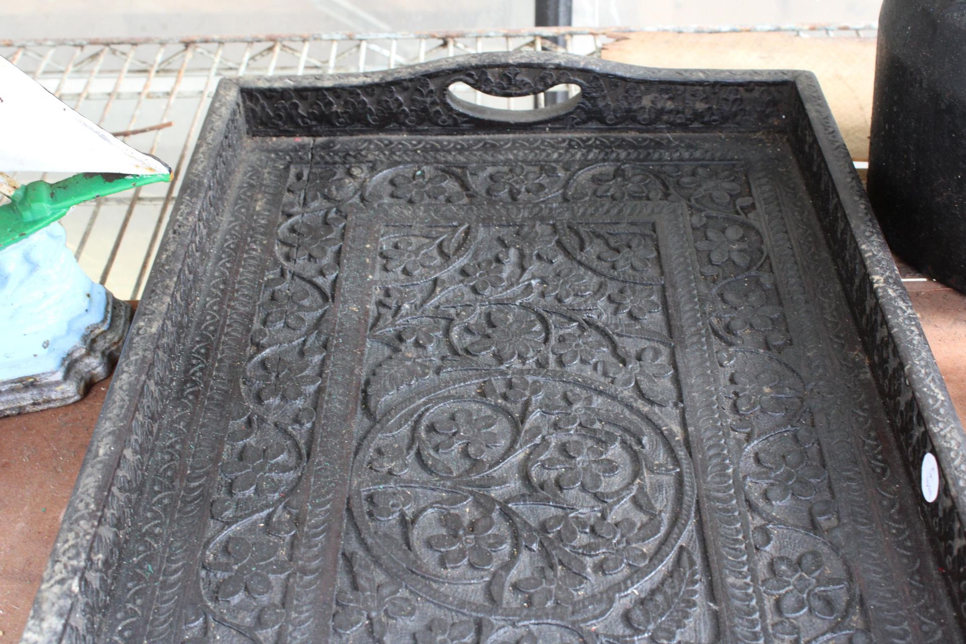 A VINTAGE HEAVILY CARVED TWIN HANDLED HARDWOOD TRAY - Image 2 of 3