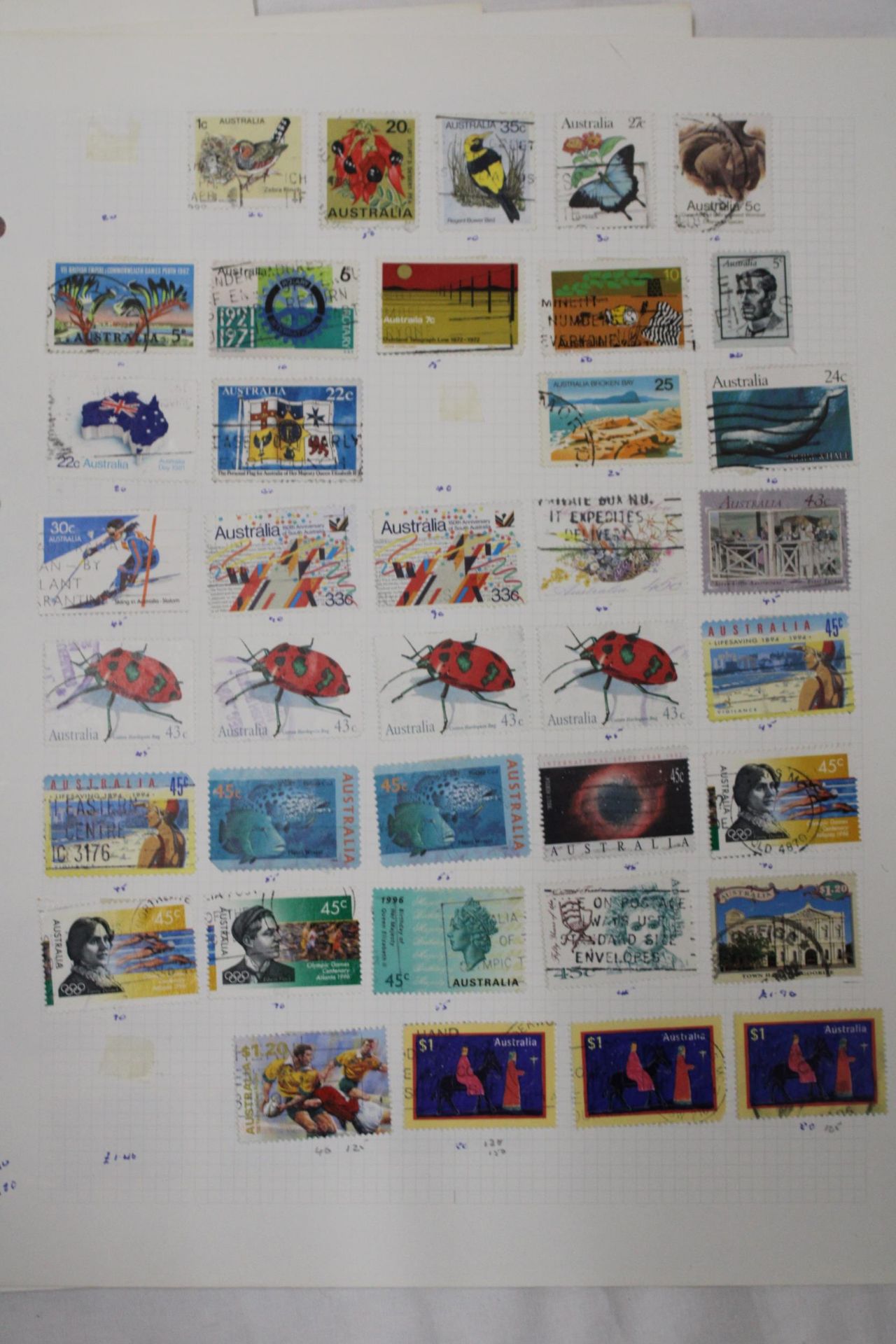 A COLLECTION OF CANADIAN STAMPS - Bild 3 aus 5