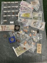 A SELECTION OF GB AND WORLD COINS AND NOTES