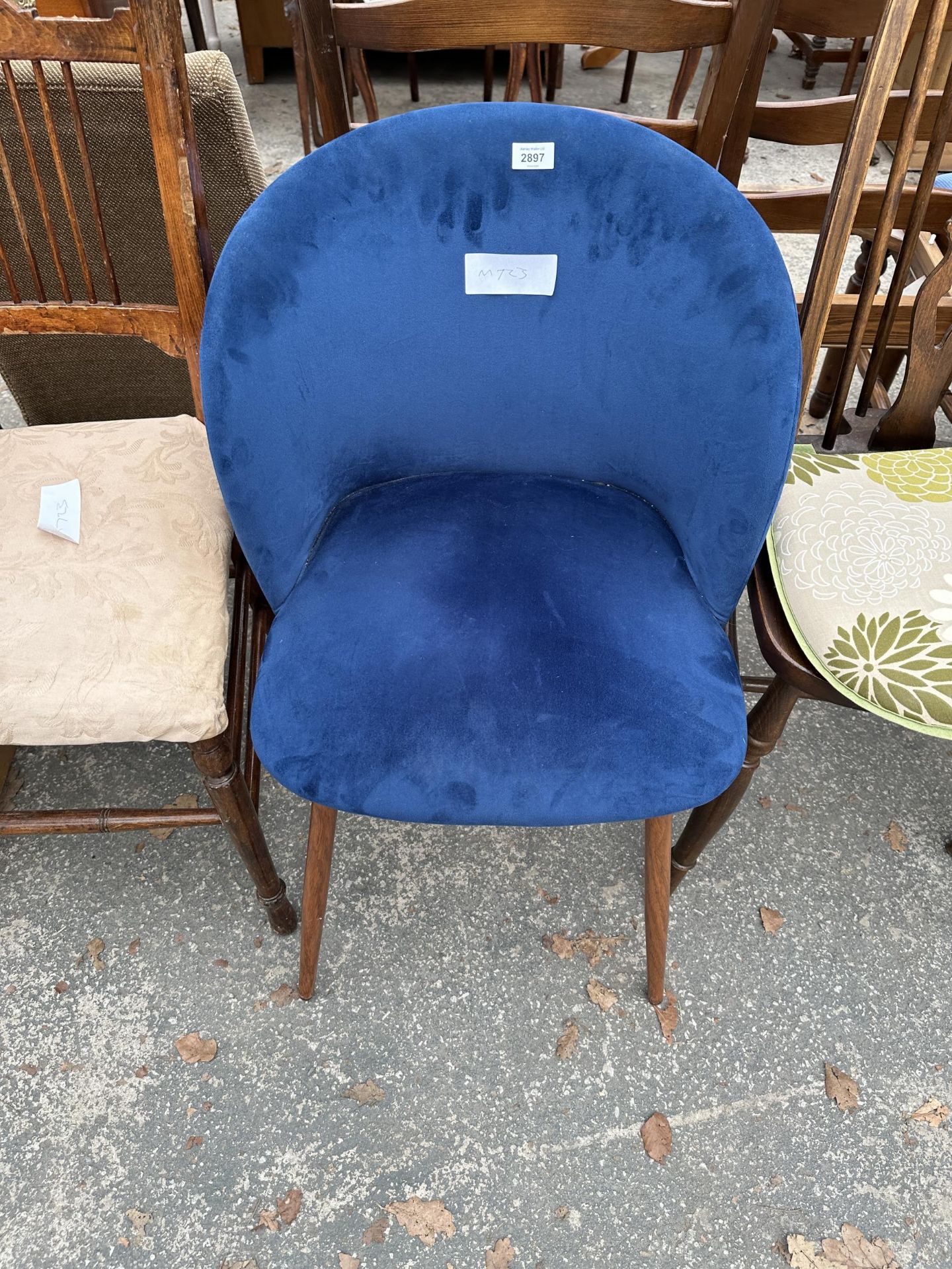 A DUNELM UPHOLSTERED DINING CHAIR, EDWARDIAN BEDROOM CHAIR AND A PINE POT CUPBOARD - Bild 2 aus 4