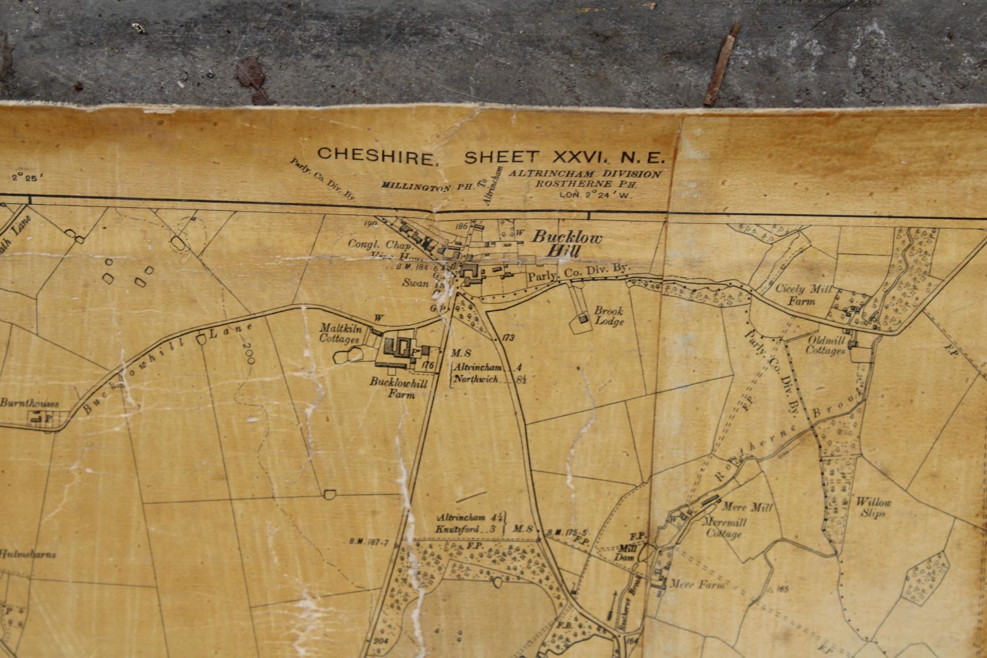 A LARGE VINTAGE MAP OF CHESHIRE - Image 4 of 5