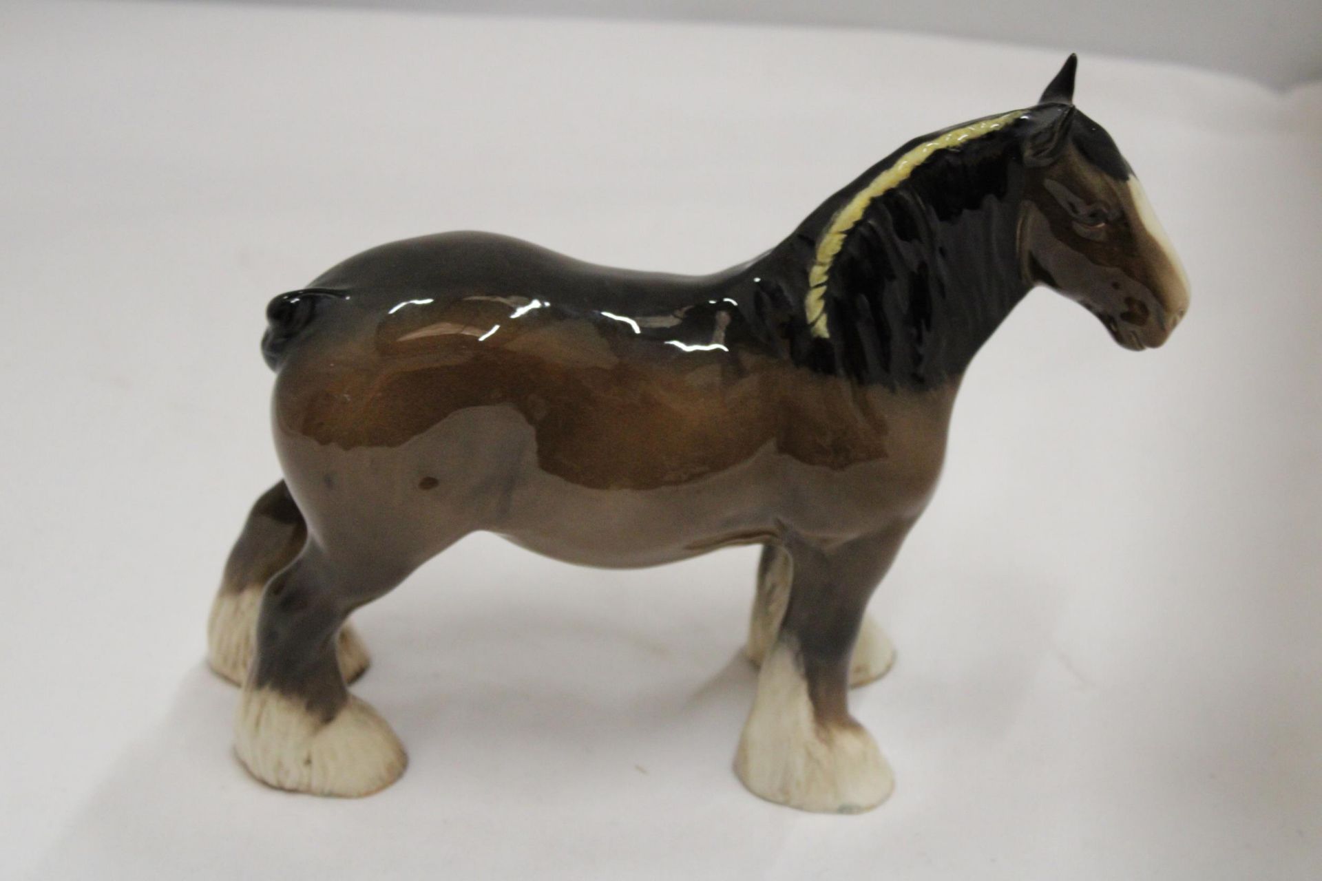 A BESWICK BAY SHIRE HORSE FIGURE