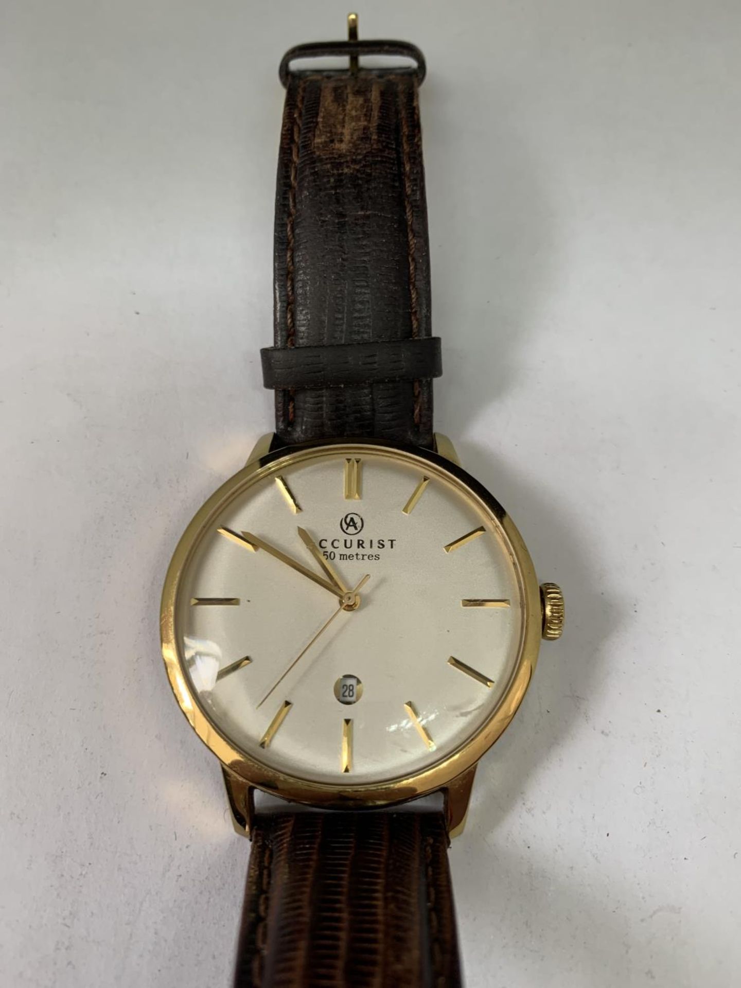 AN ACCURIST WRIST WATCH SEEN WORKING BUT NO WARRANTY - Image 2 of 3