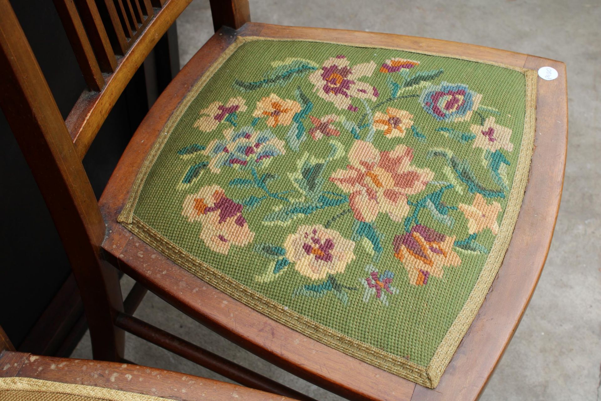 A PAIR OF EDWARDIAN MAHOGANY AND INLAID BEDROOM CHAIRS WITH WOOLWORK SEATS - Image 3 of 4