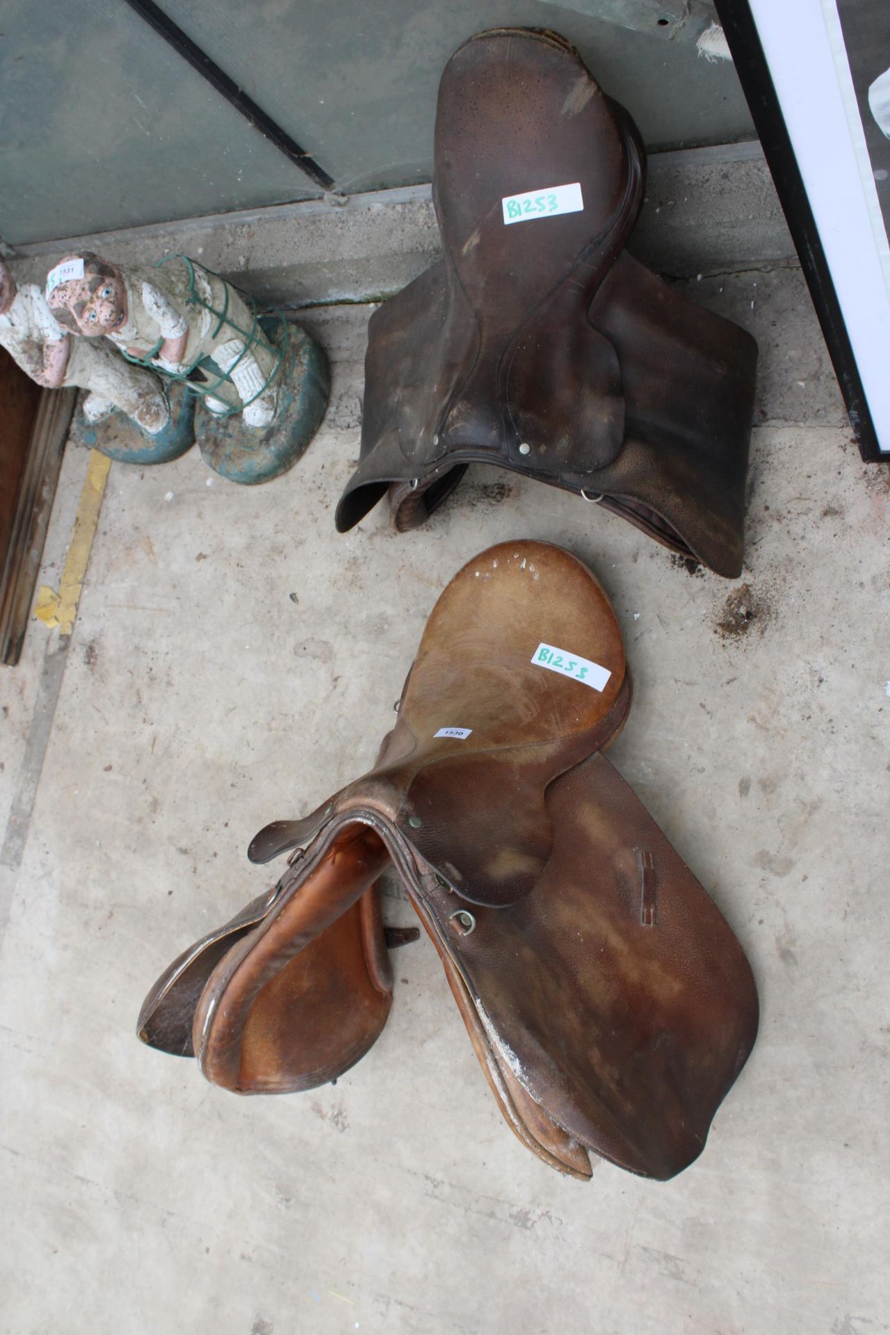 TWO VINTAGE LEATHER HORSE SADDLES - Image 3 of 3