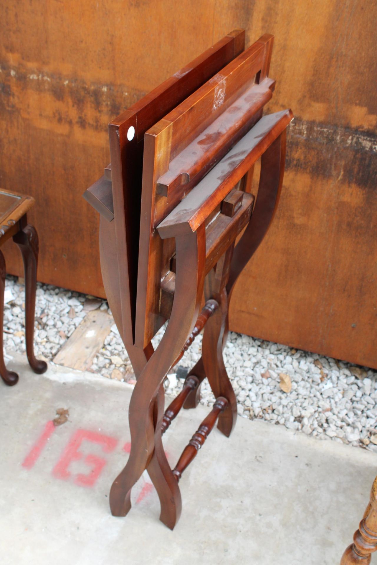 A REPRODUCTION HARDWOOD CROSS FRAME CAMPAIGN STYLE TABLE - Image 2 of 2