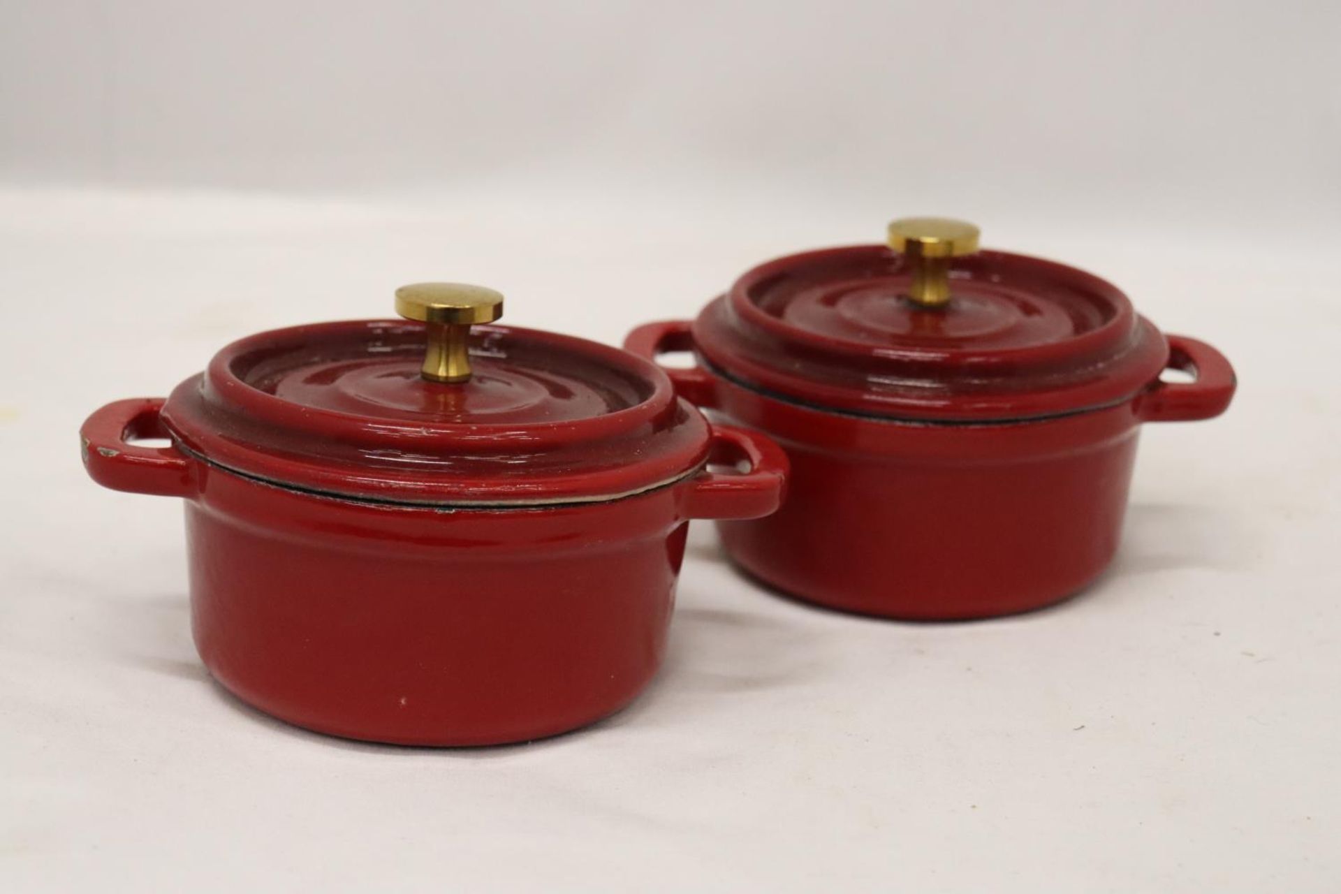 TWO MINI CAST IRON LIDDED COOKING POTS - Image 2 of 4