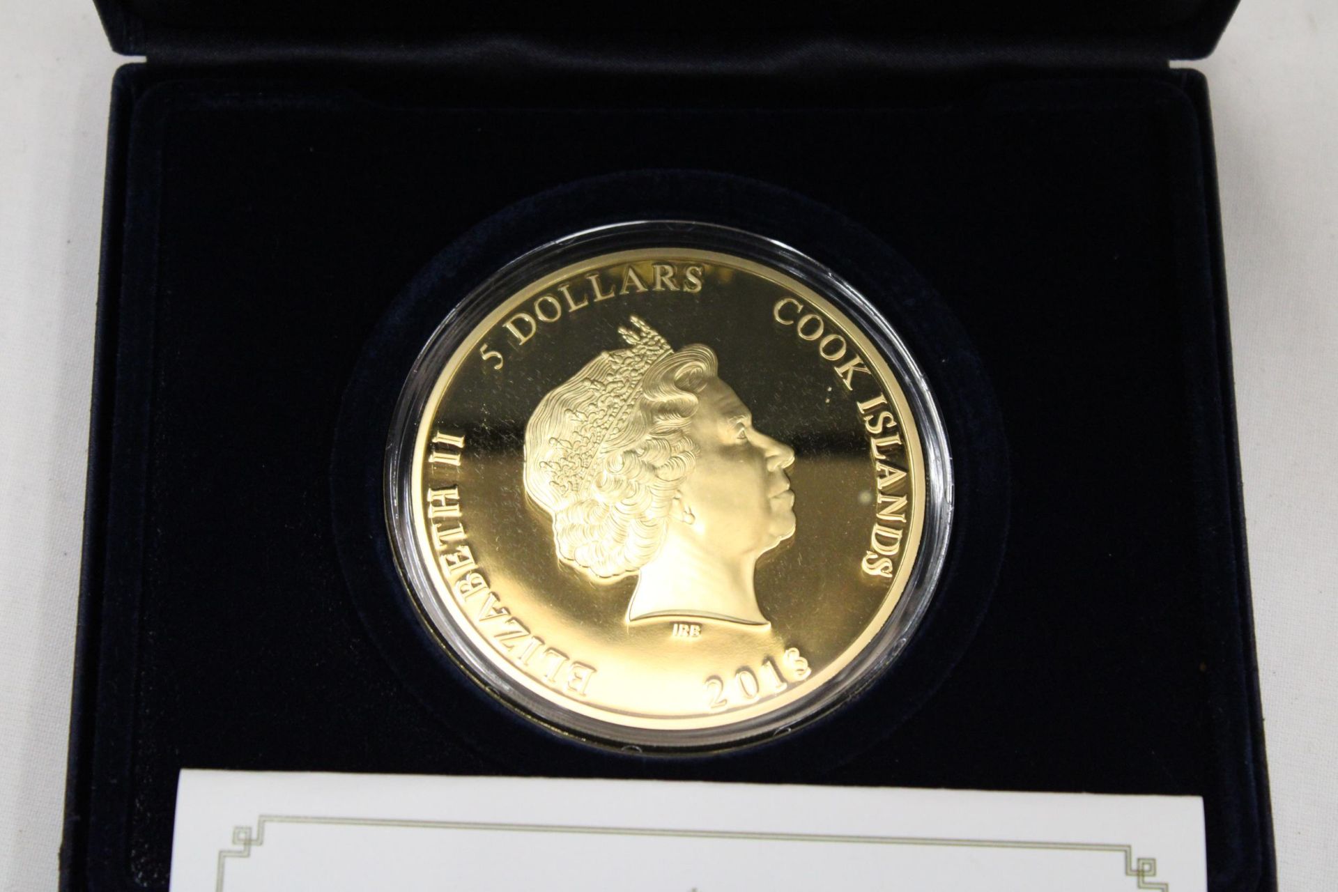A BOXED 2013 CORONATION JUBILEE 65MM COIN WITH CERTIFICATE OF AUTHENTICITY - Image 2 of 4
